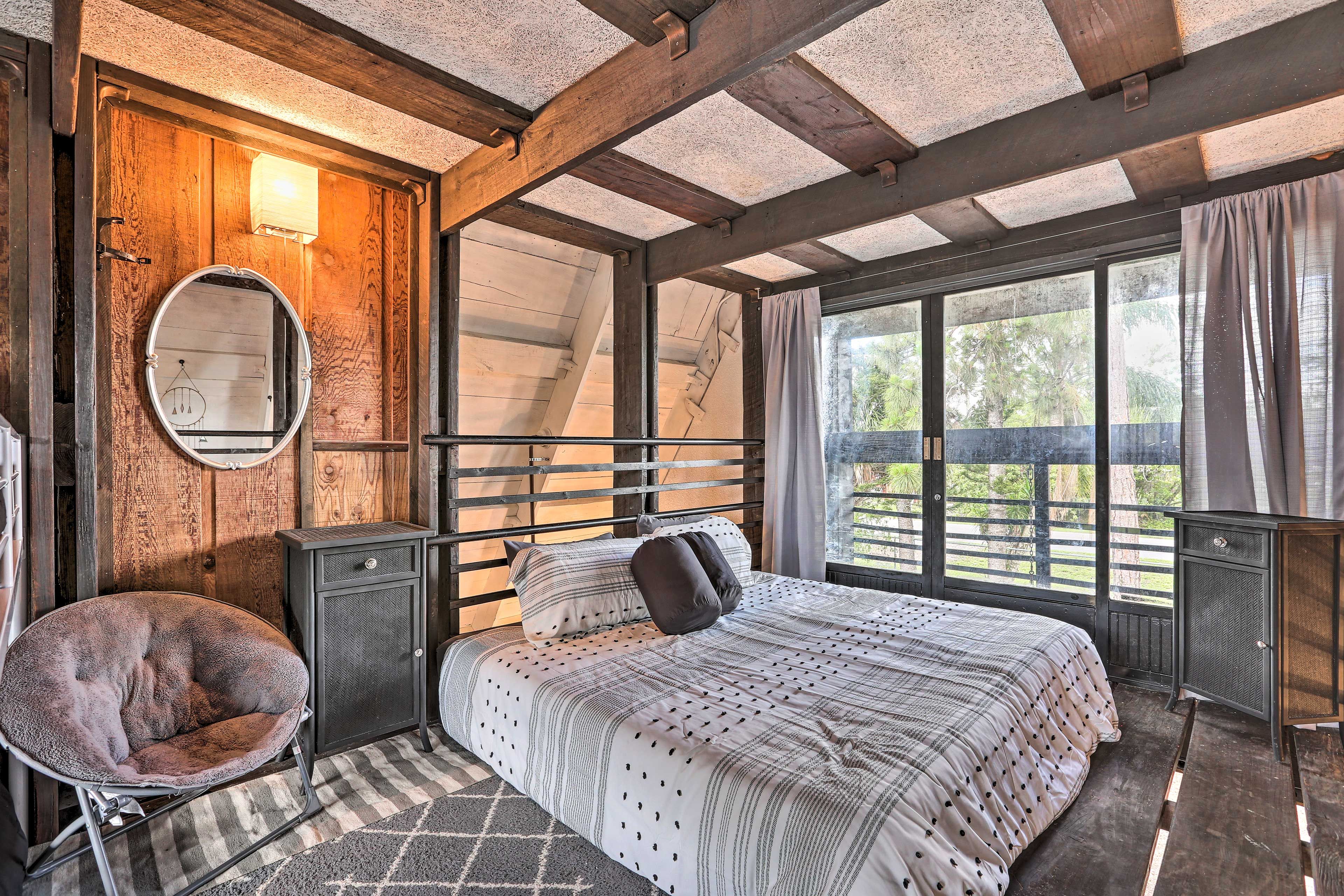 2 Twin Beds (Pushed Together As King Bed) | Access to Back Balcony