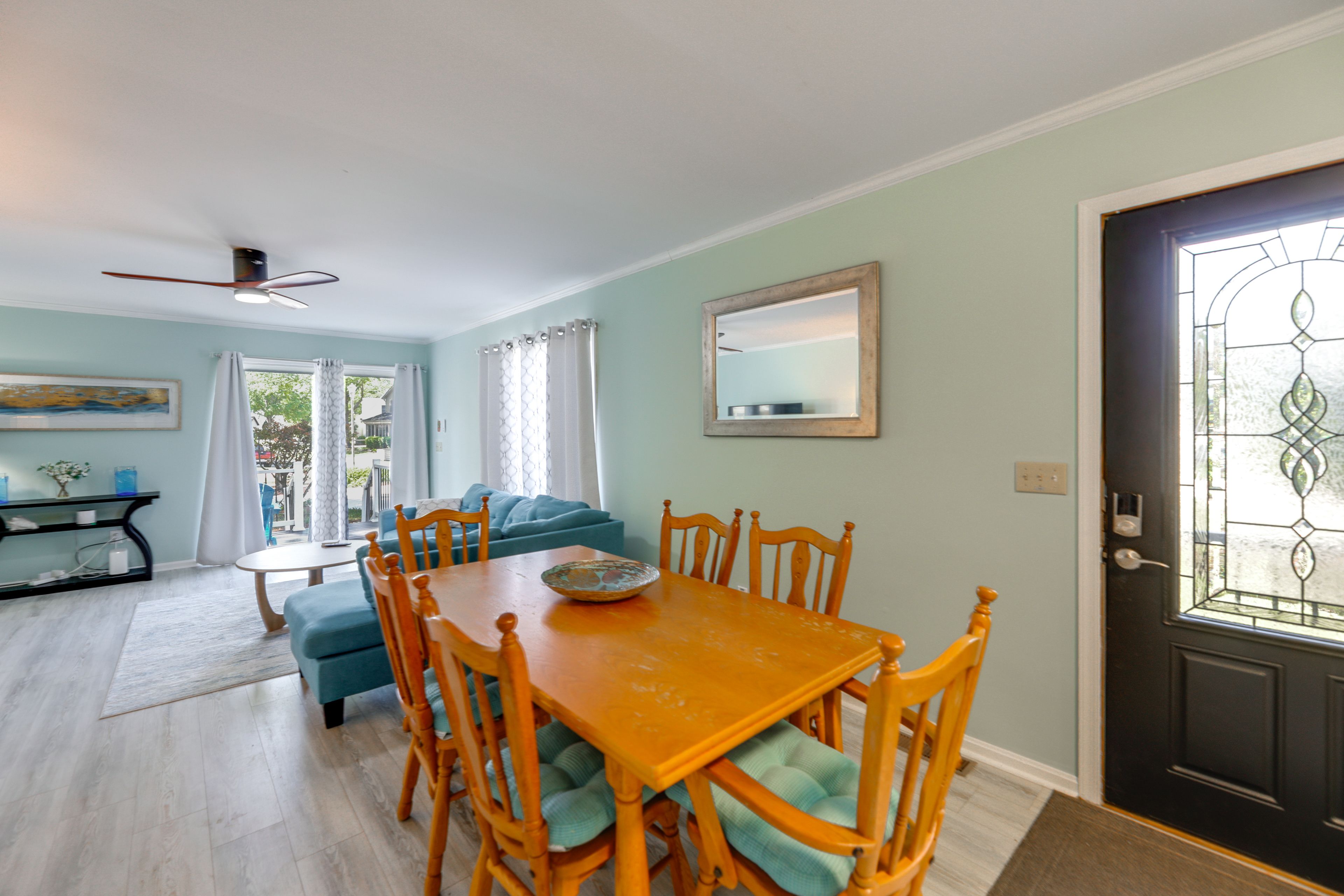 Dining Area | 1st Floor