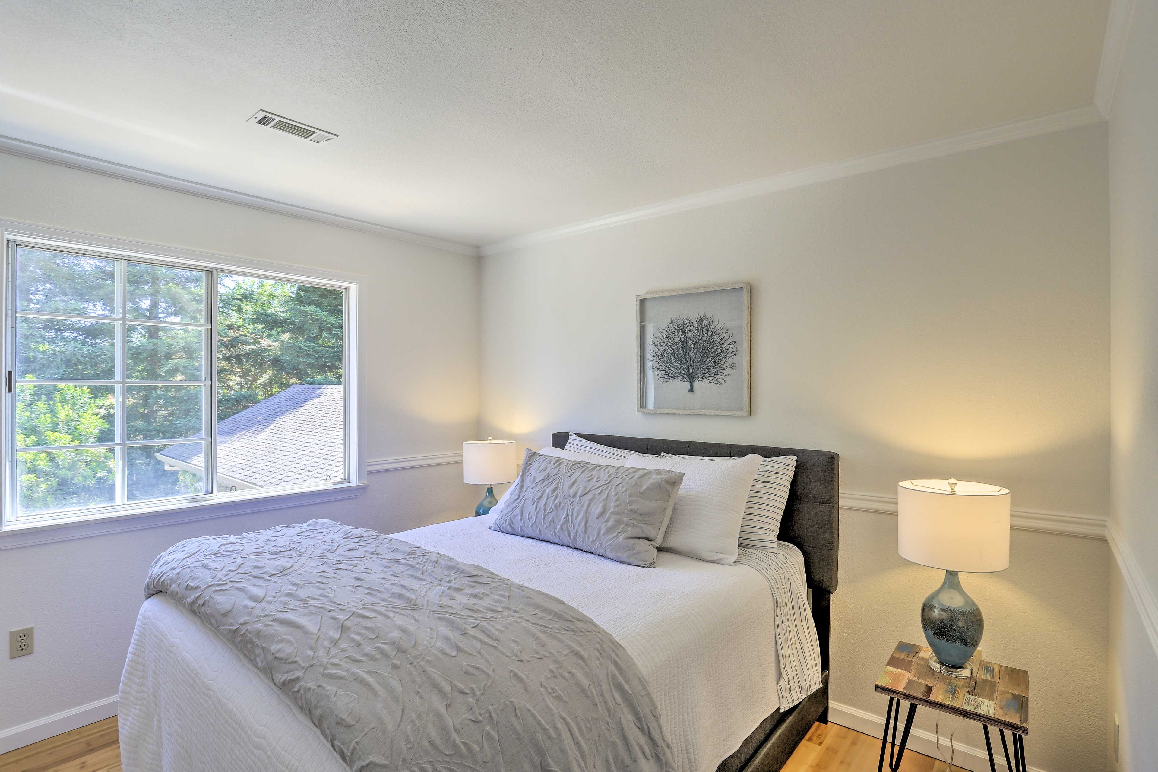 Bedroom 4 | Queen Bed