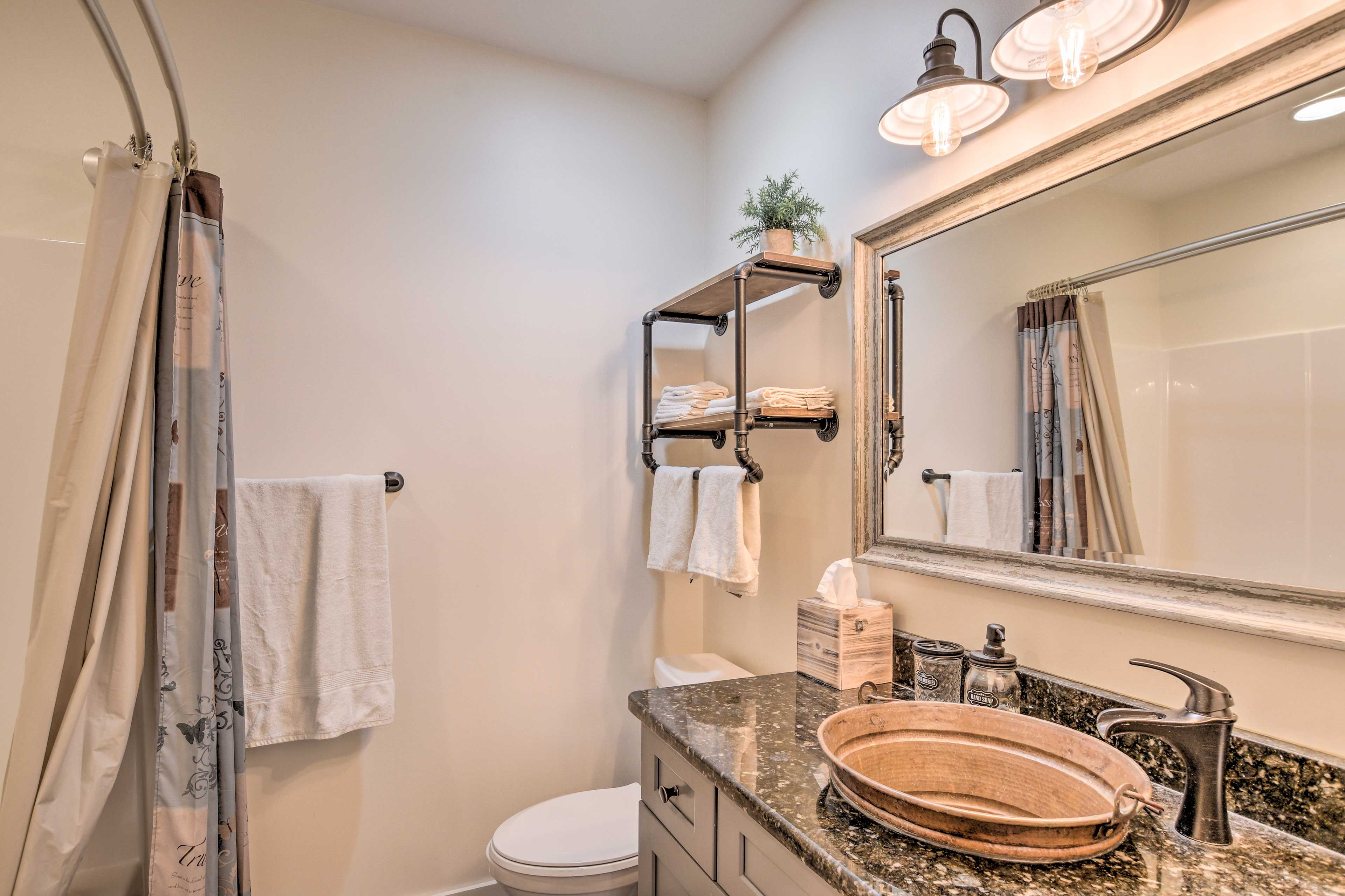 Full Bathroom | Hair Dryer