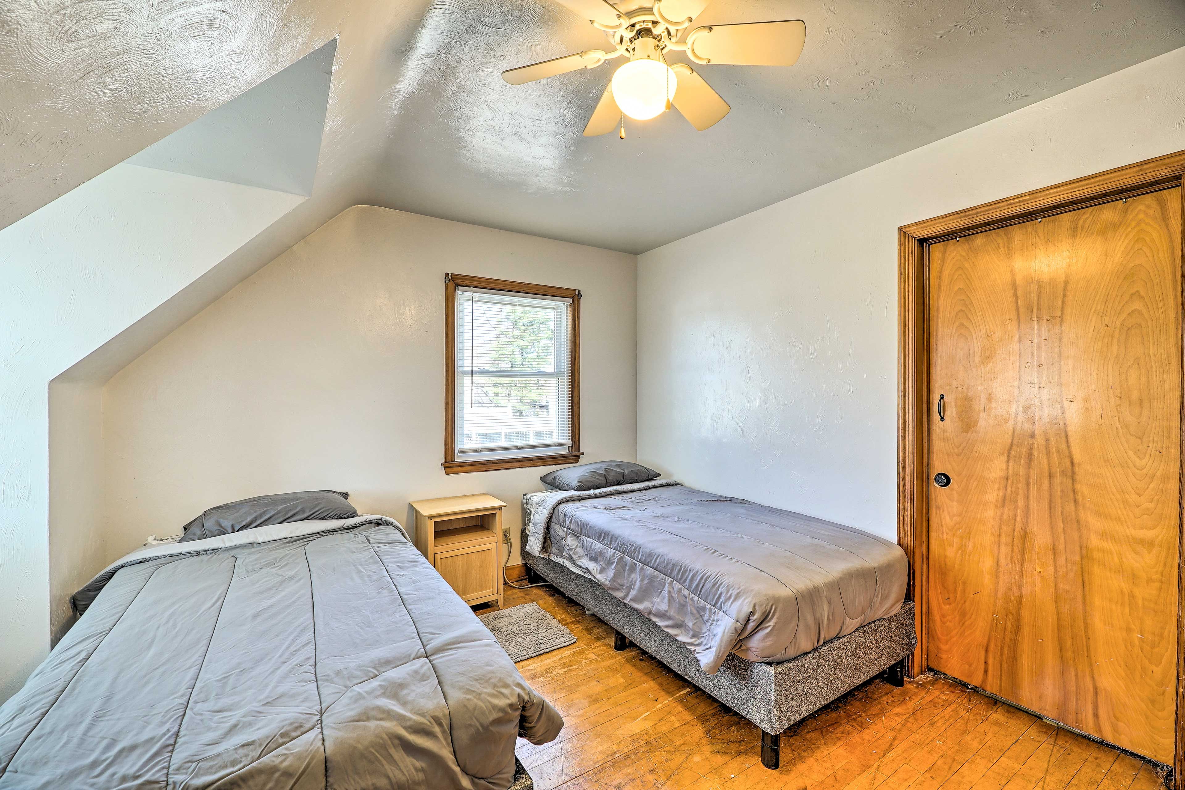 Bedroom 3 | 2 Twin Beds
