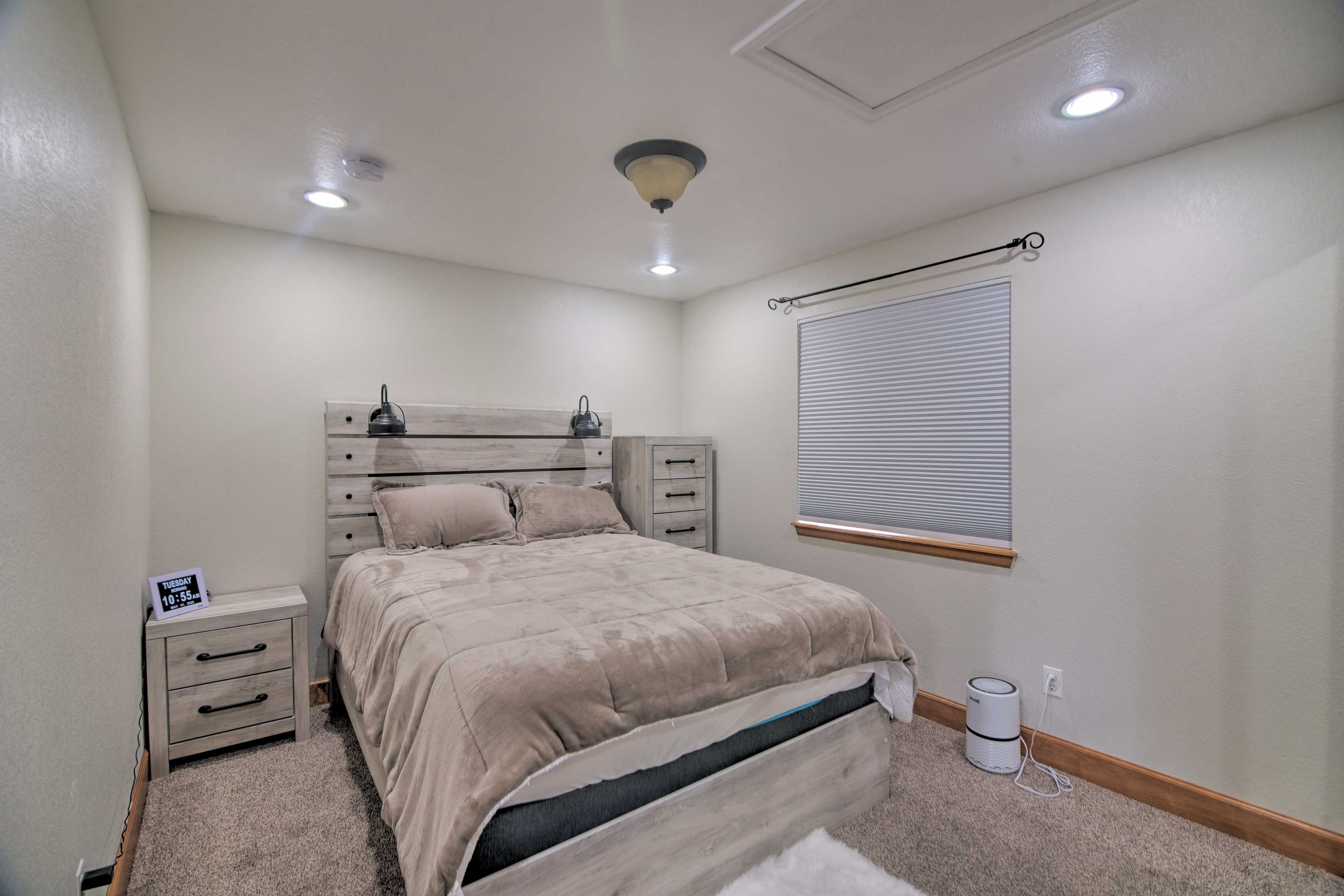 Bedroom 1 | Queen Bed | 2nd Floor