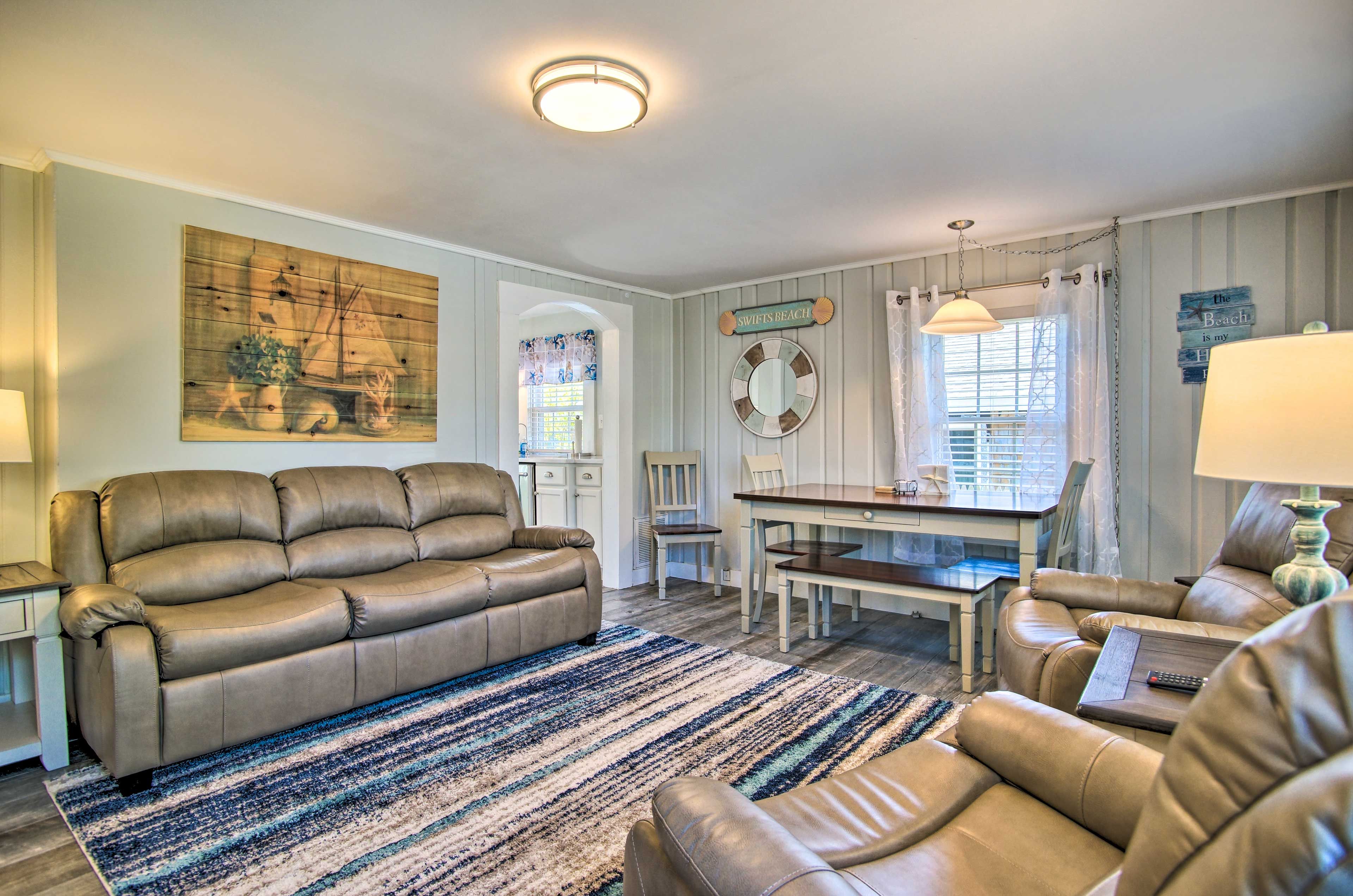 Wareham Vacation Rental | 2BR | 1BA | Stairs Required | 672 Sq Ft