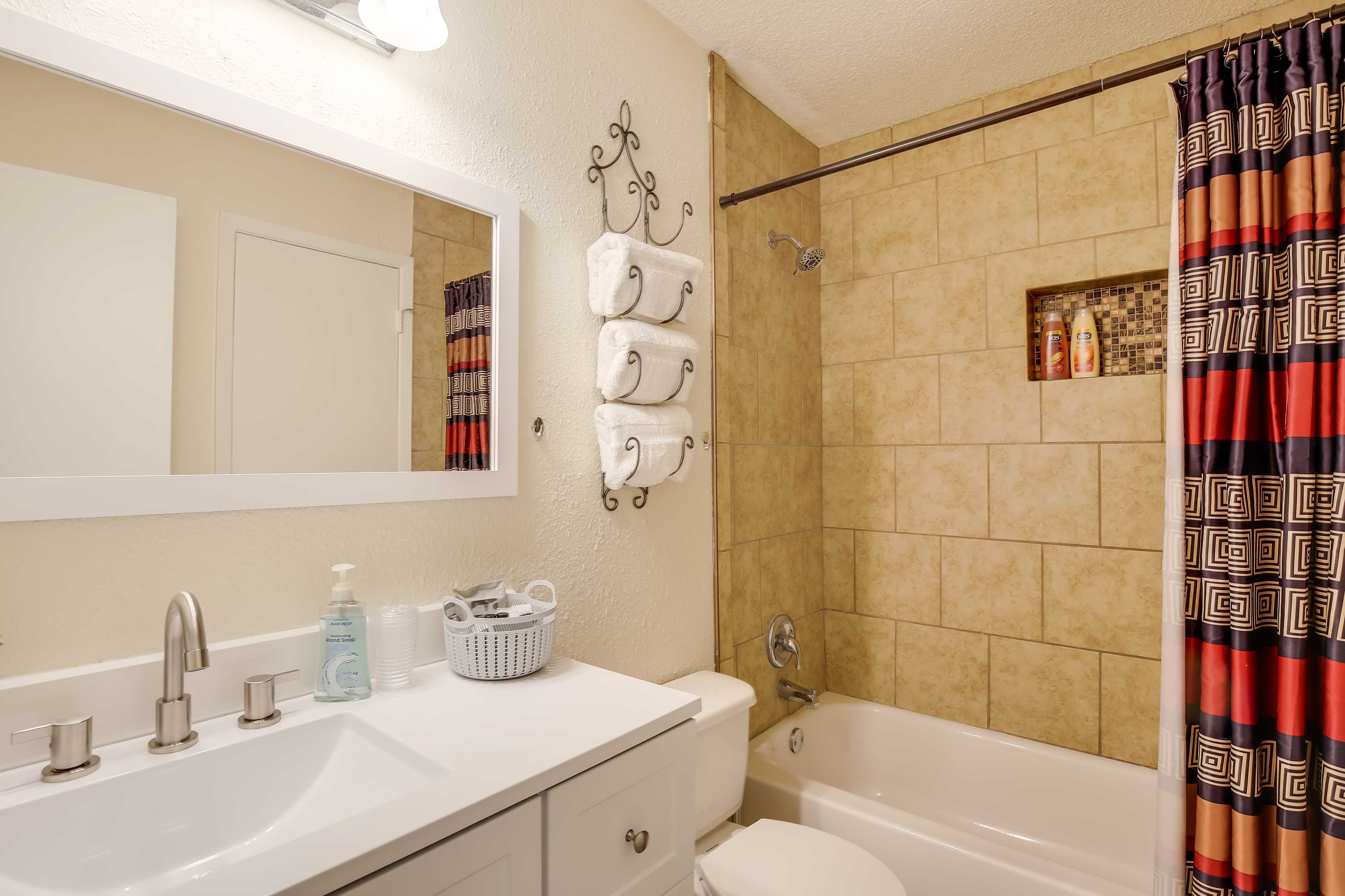 Full Bath | Hair Dryer | Towels Provided
