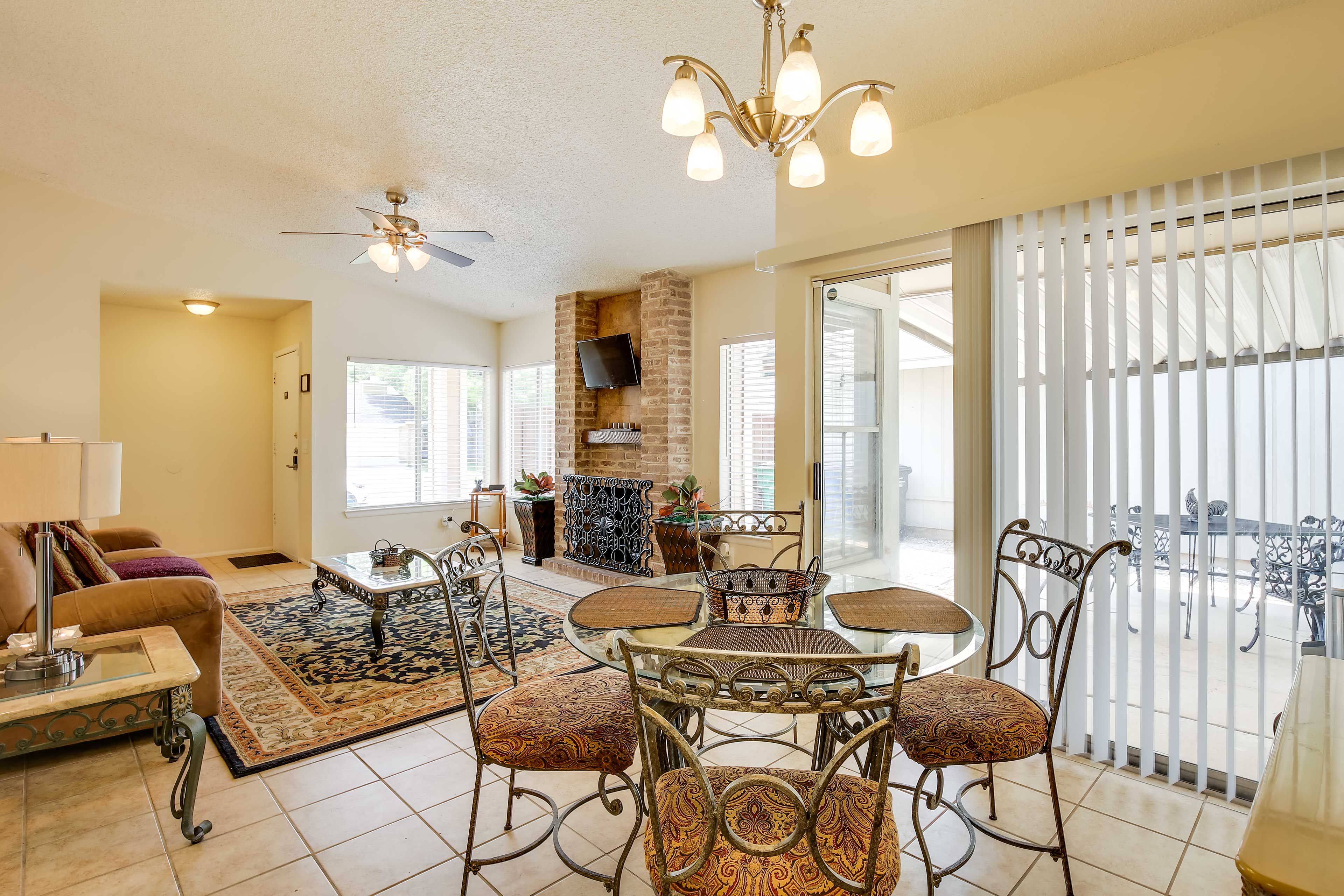 Dining Area | Dishware & Flatware