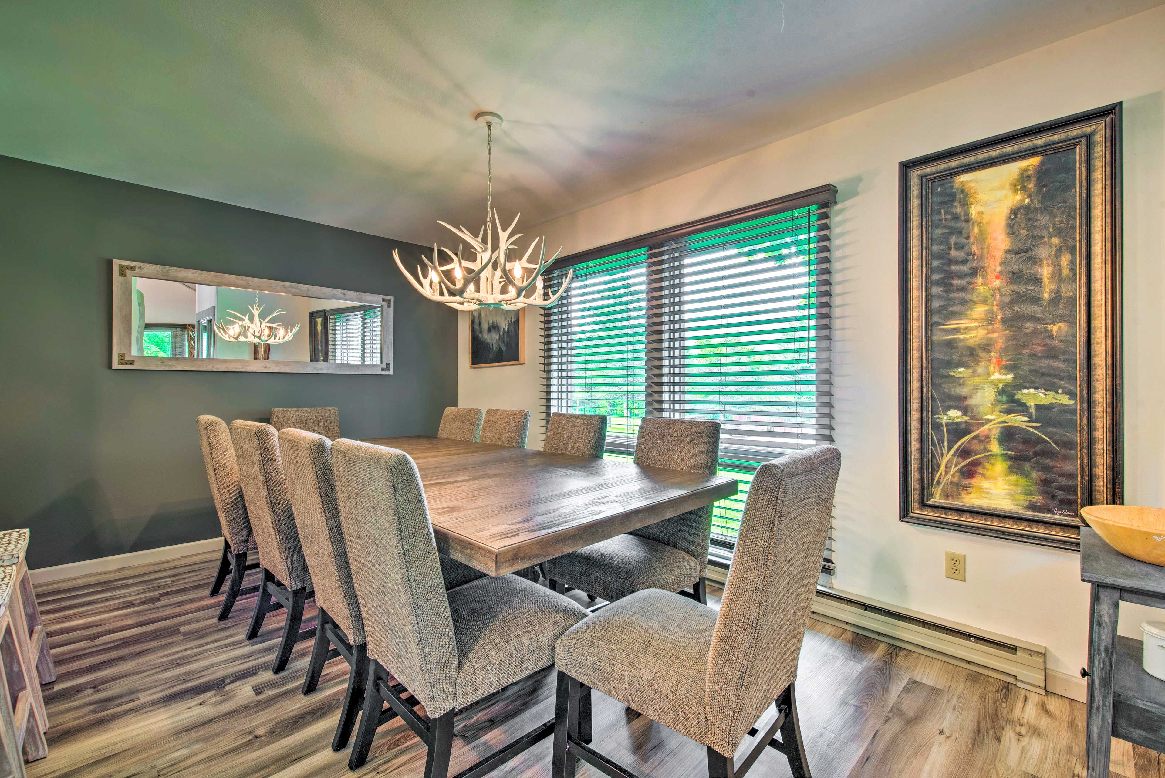 Dining Room | Dishes & Flatware