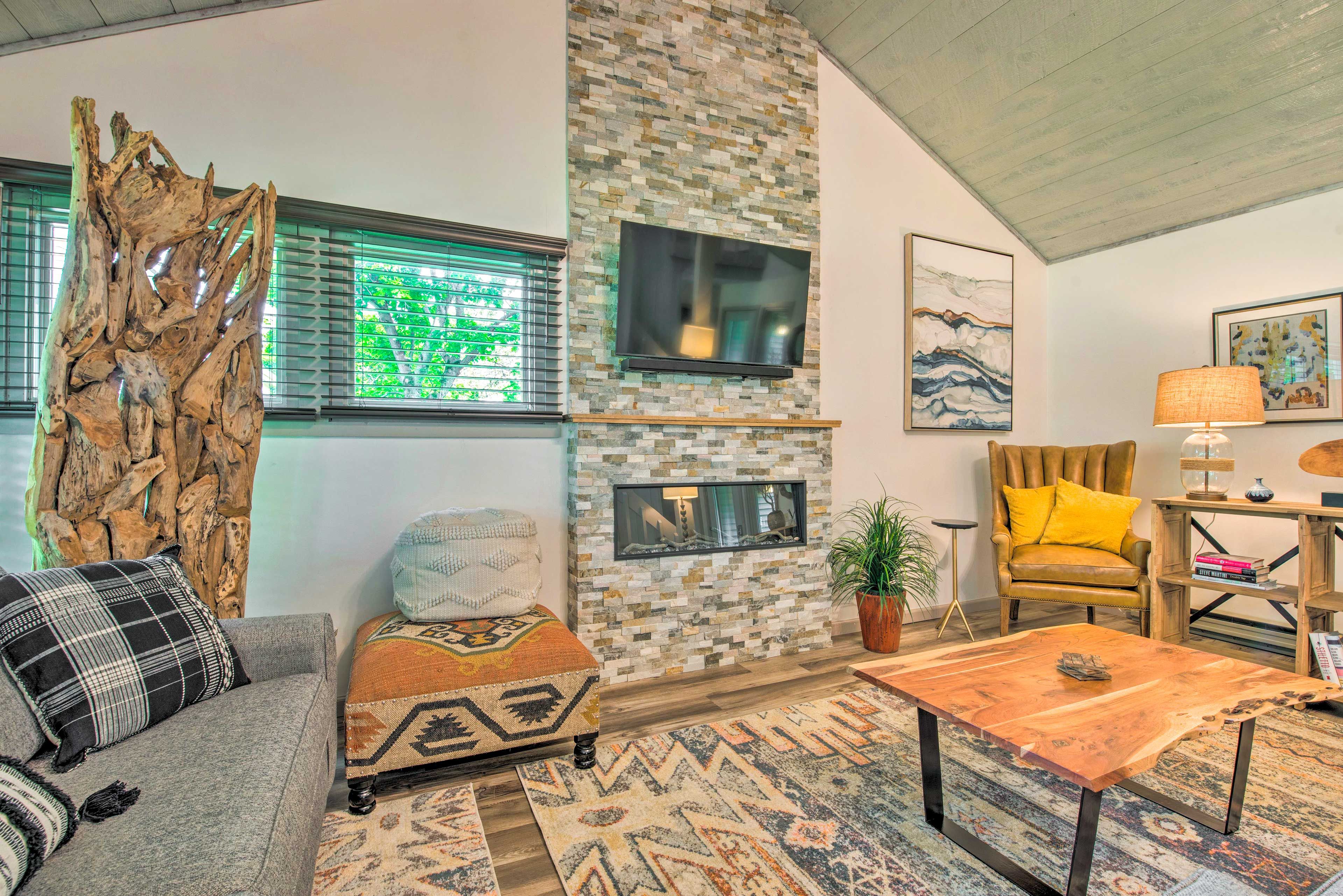 Arcadia Village Vacation Rental | 3BR | 2BA | 1,584 Sq Ft | 1 Step to Access