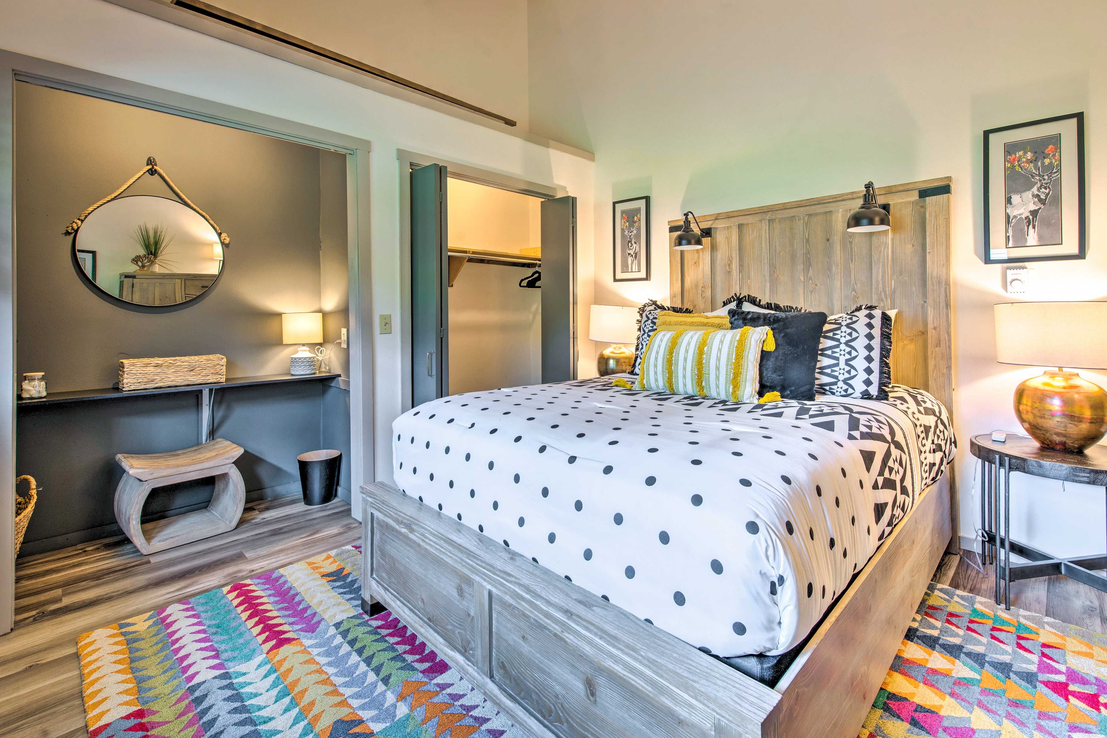 Bedroom 2 | Queen Bed | Electric Heating | Smart TV