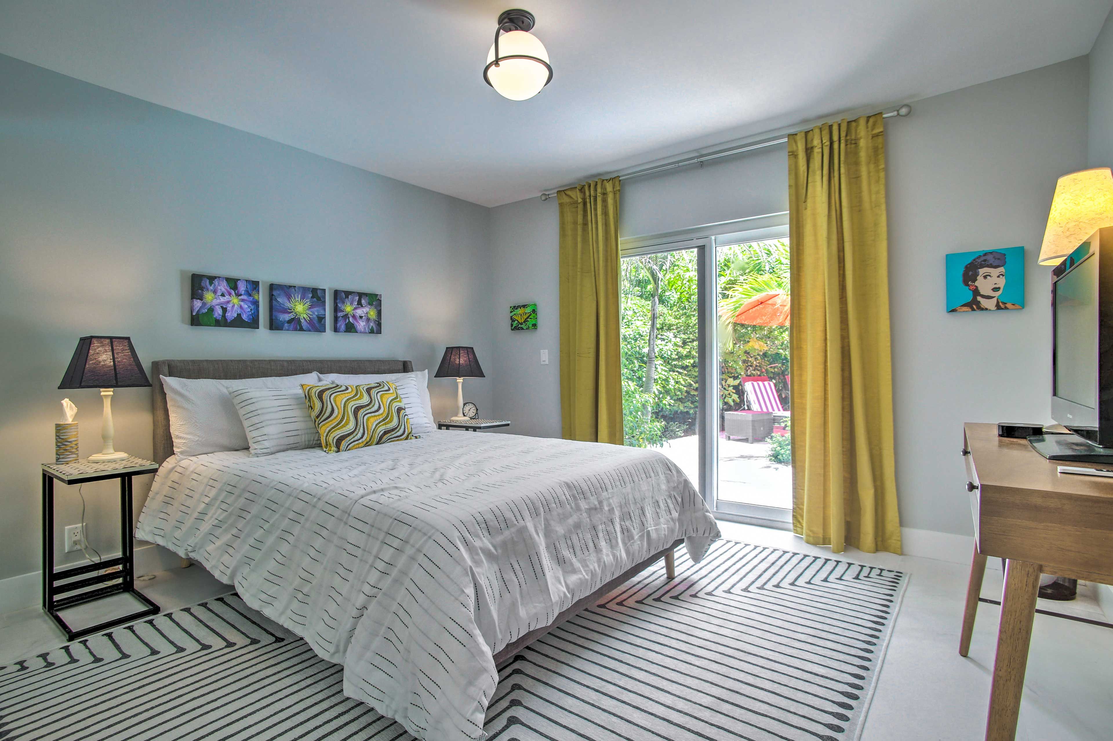 Bedroom 2 | Queen Bed