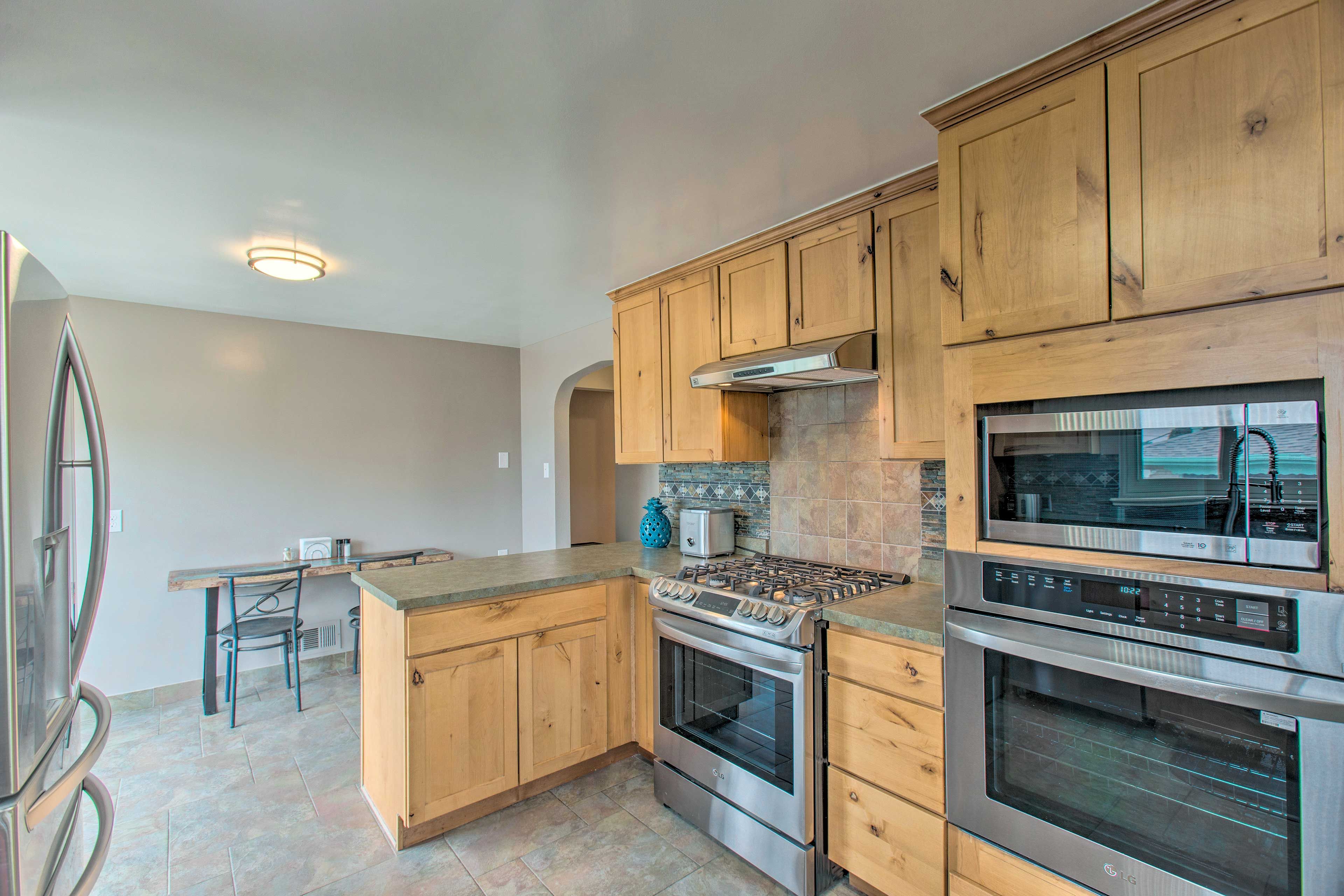 Kitchen | Coffee Maker | Spices