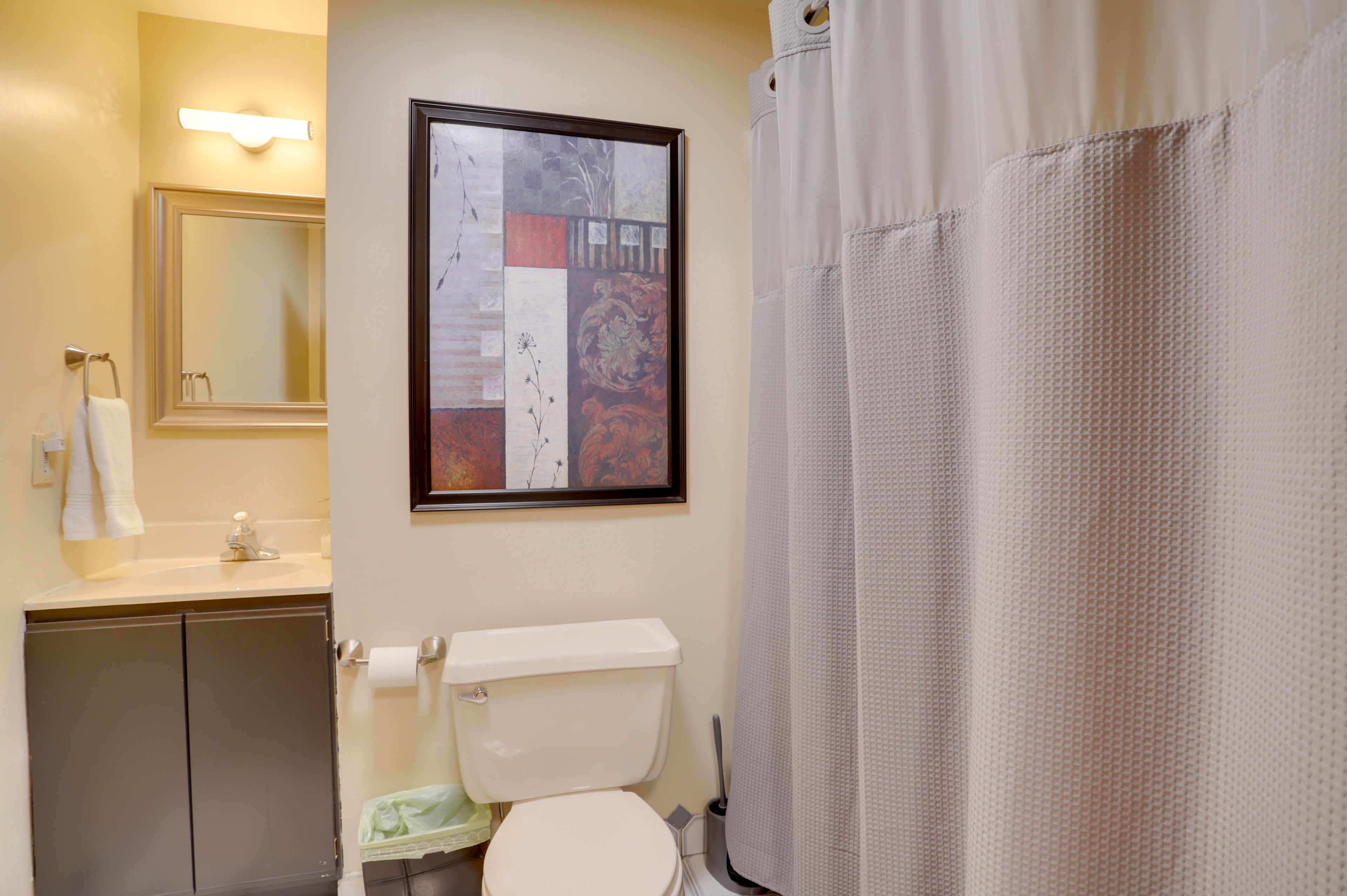 Full Bathroom | Basement
