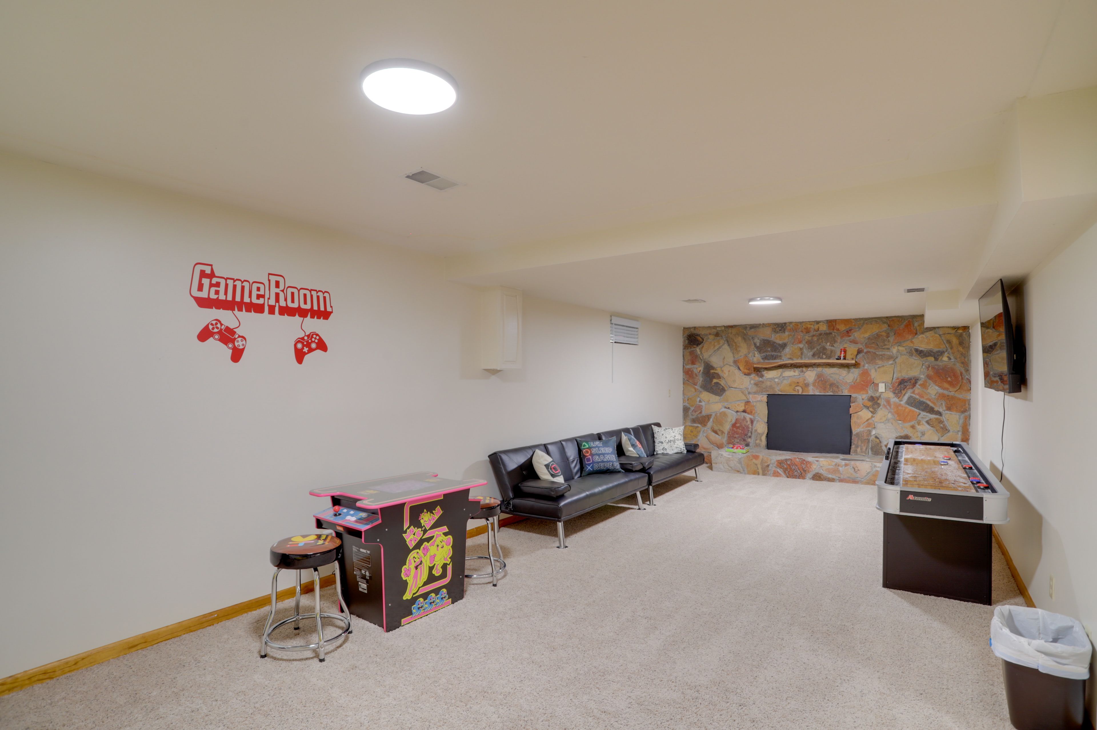 Game Room | 2 Futons | Basement | Board Games | Arcade Games | Shuffleboard