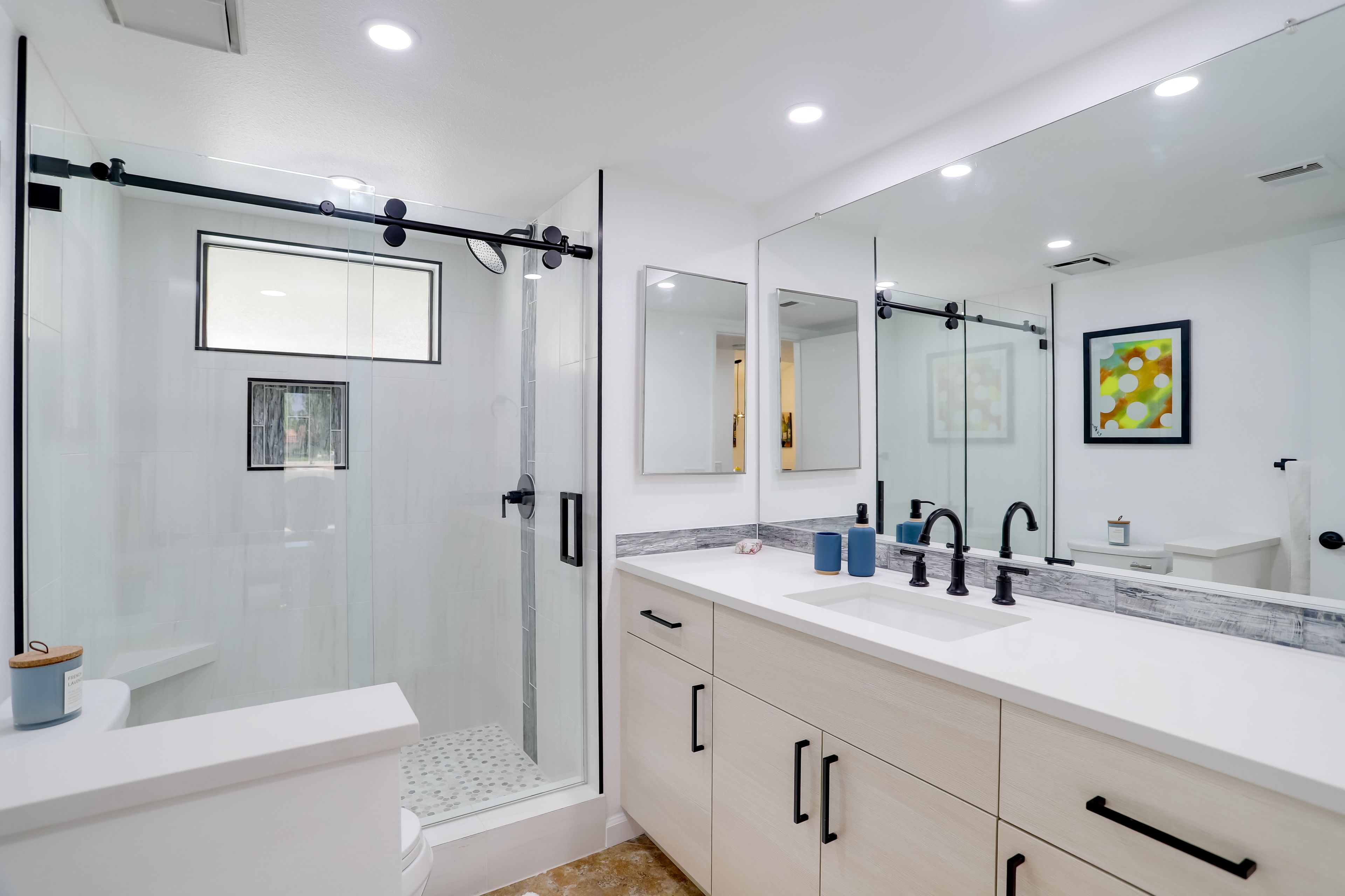 Full Bath | Hair Dryer