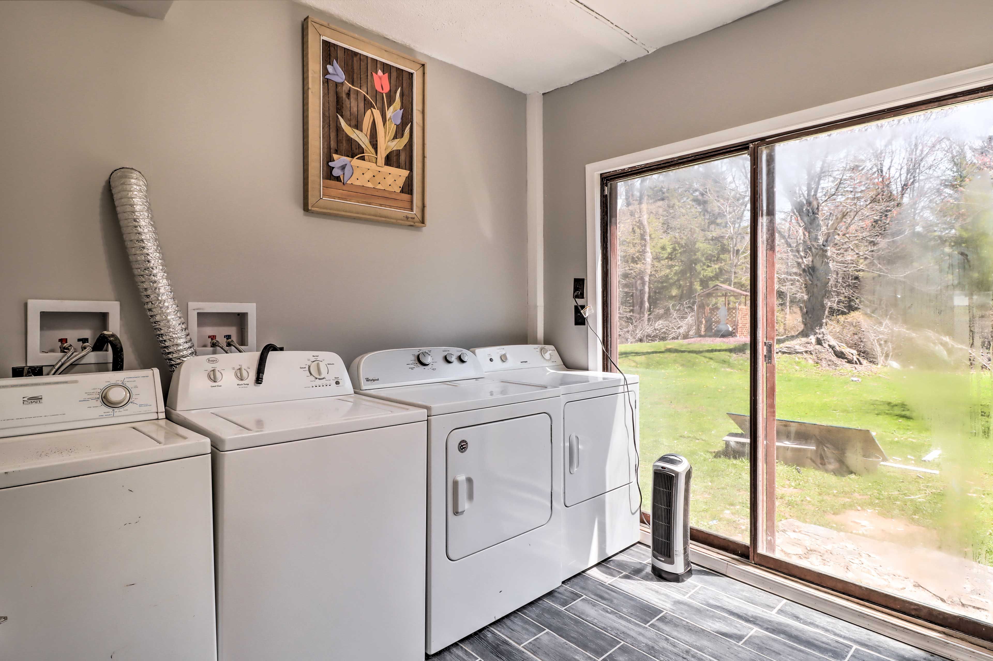 Guest House | Shared Laundry Room