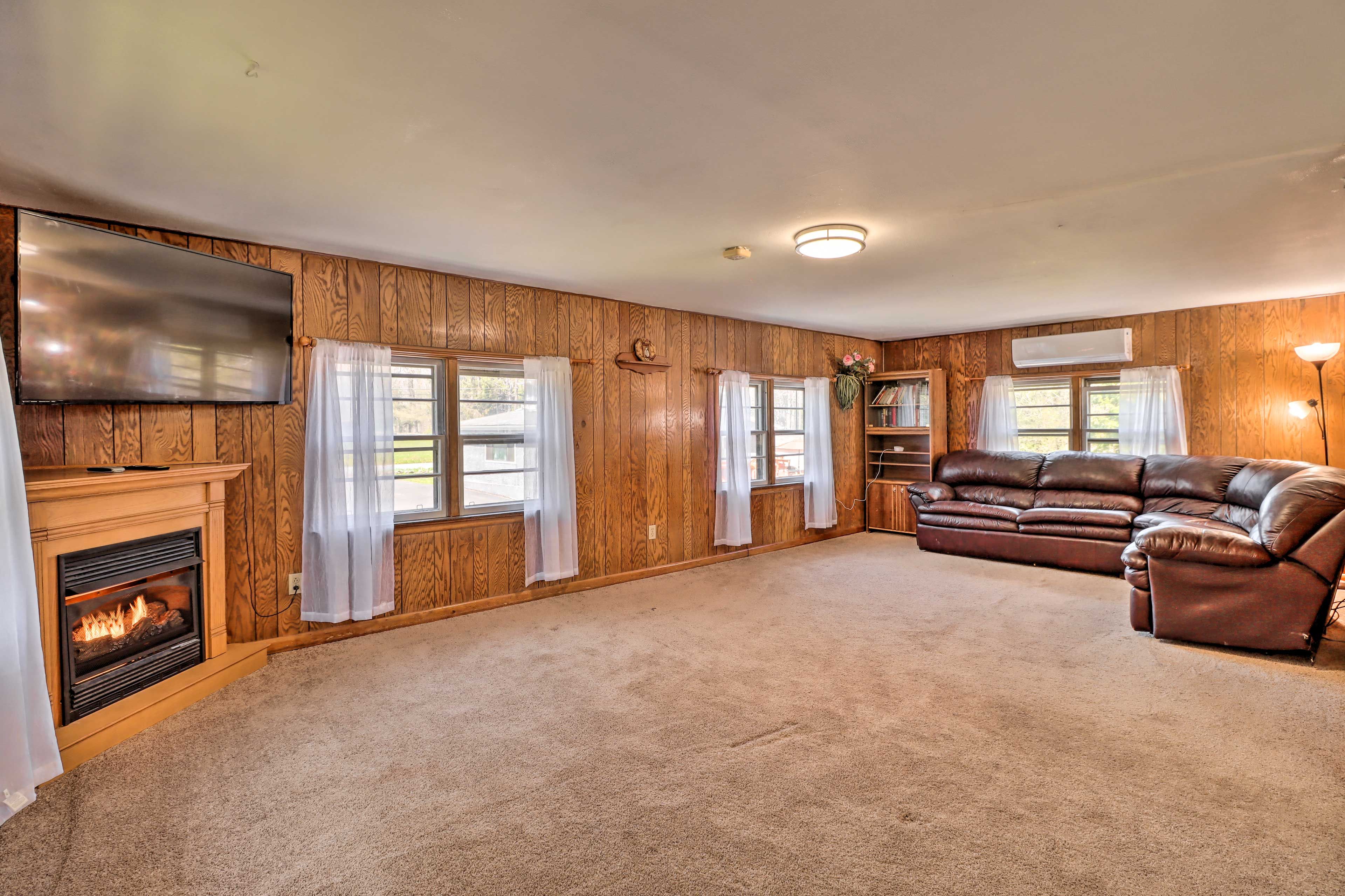 Living Room | Central A/C