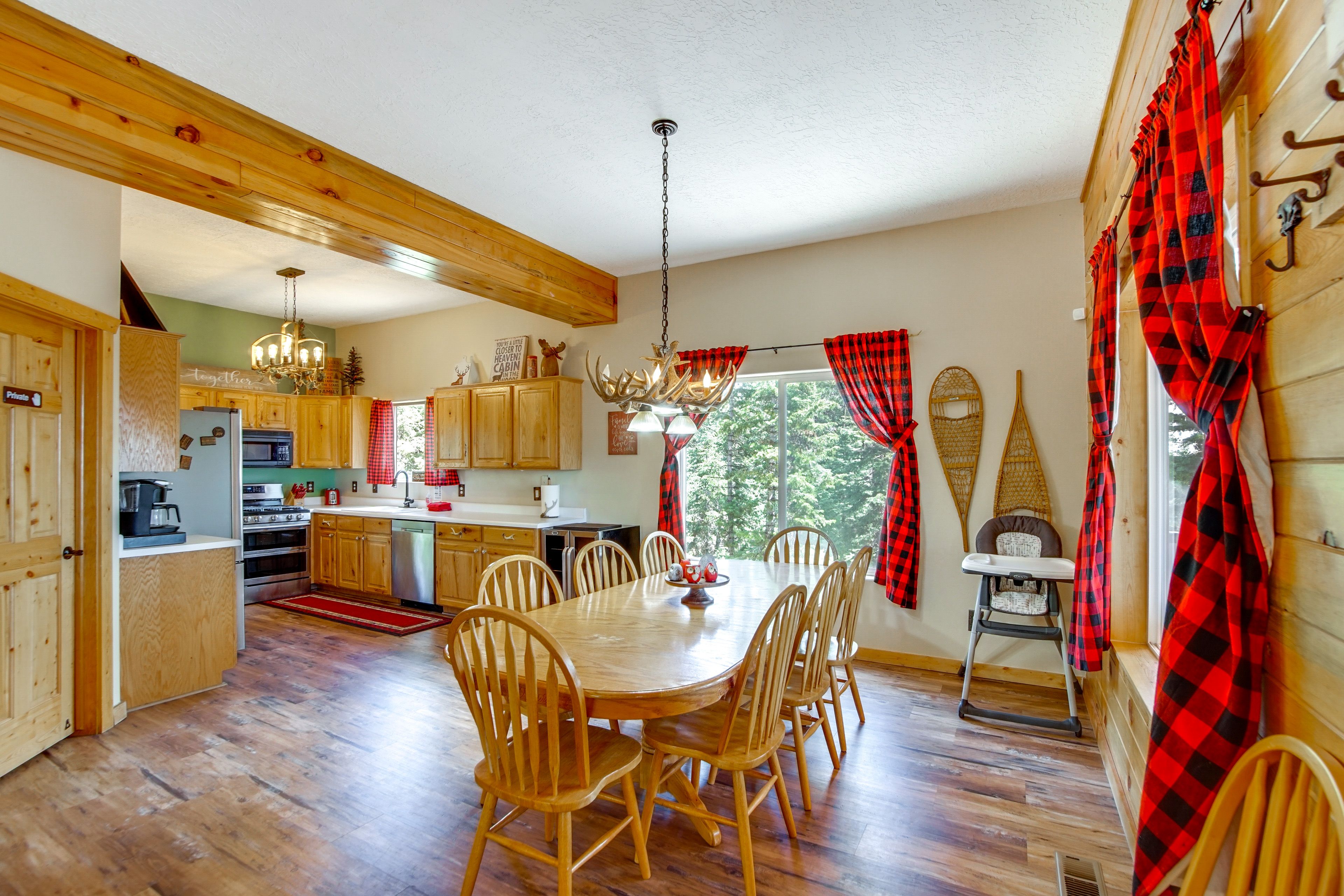 Dining Area & Kitchen | 2-Story Home