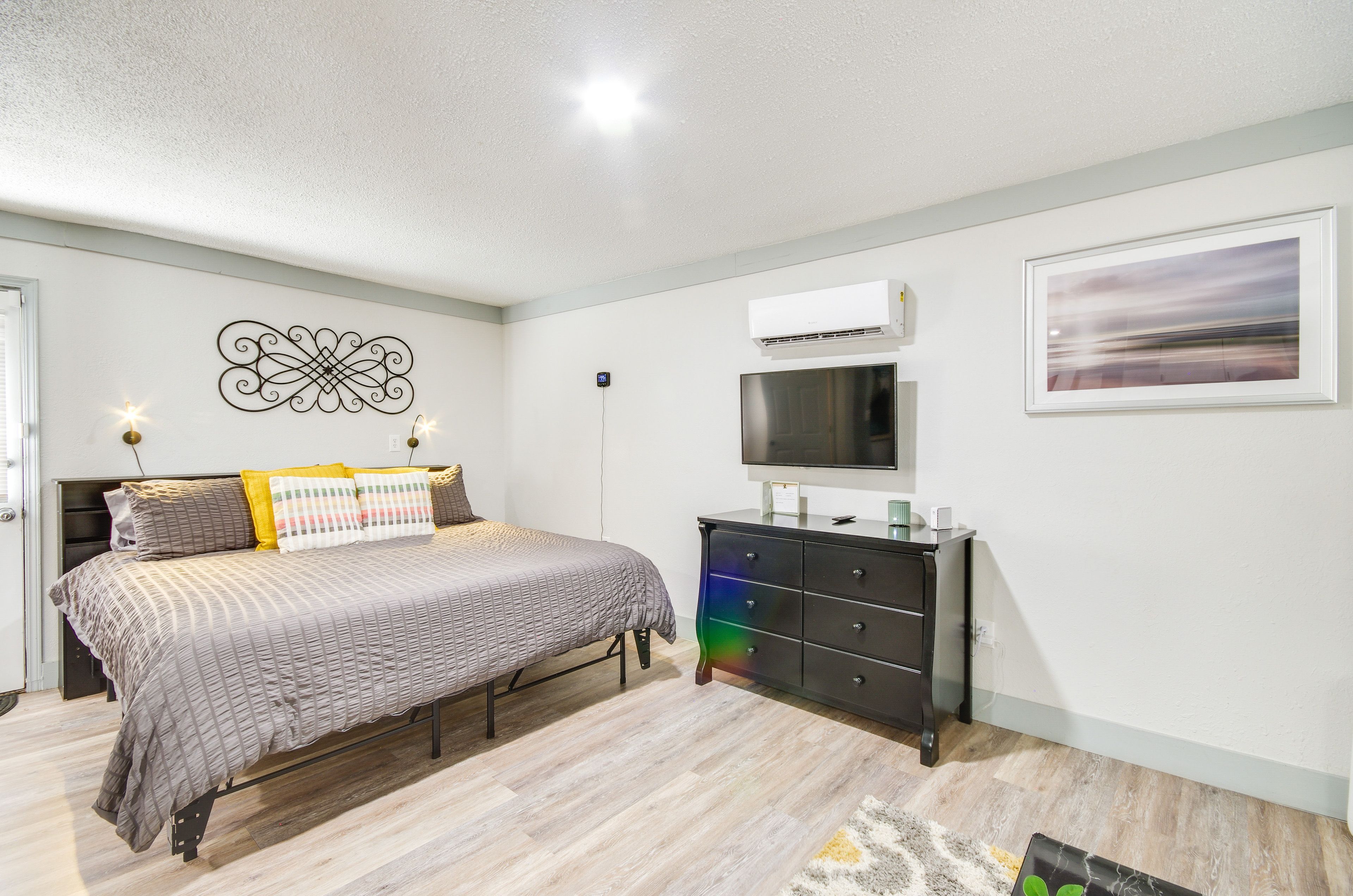 Sleeping Area | King Bed | Linens Provided | Smart TV