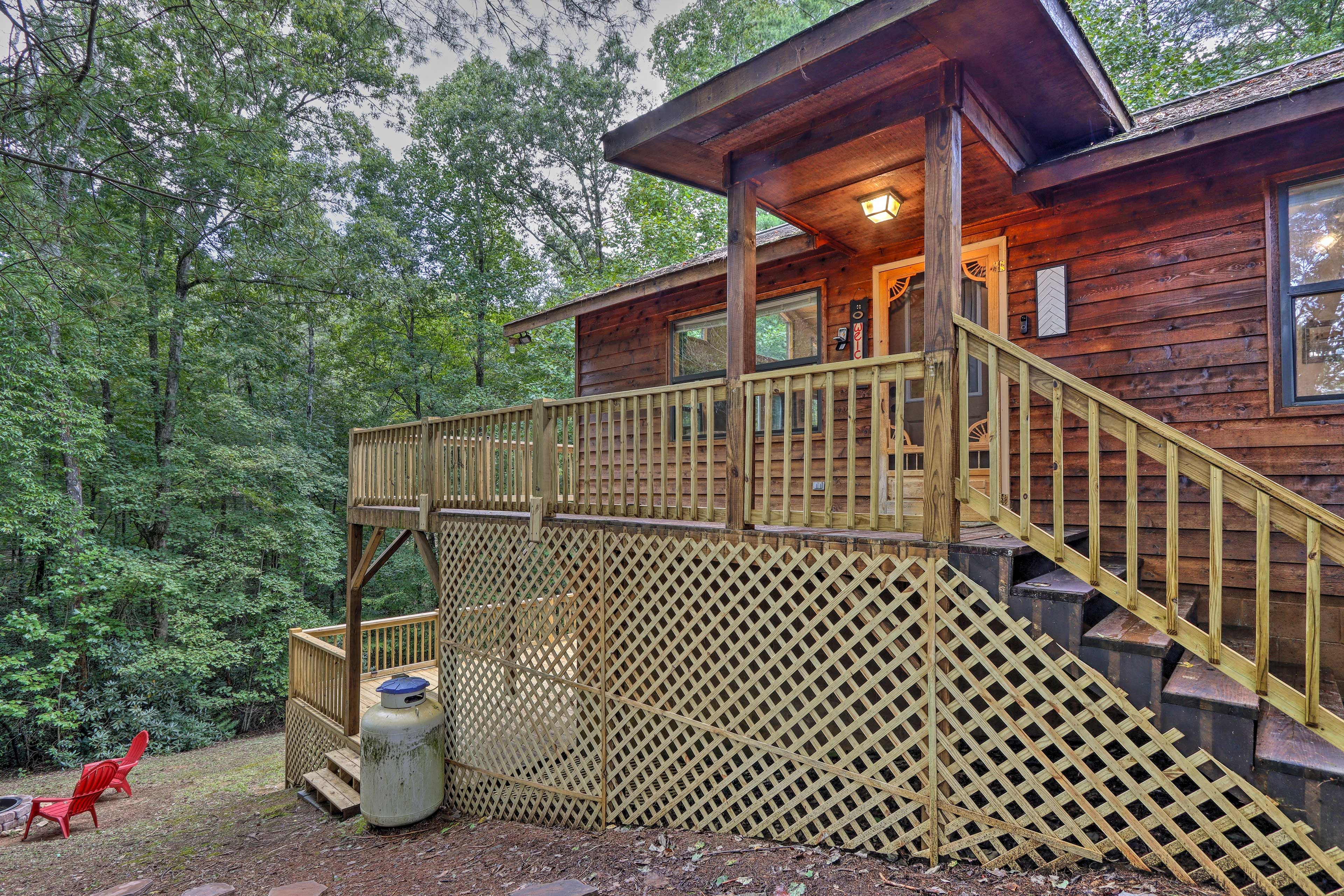 Cabin Exterior | Front Entry | Ring Doorbell Security