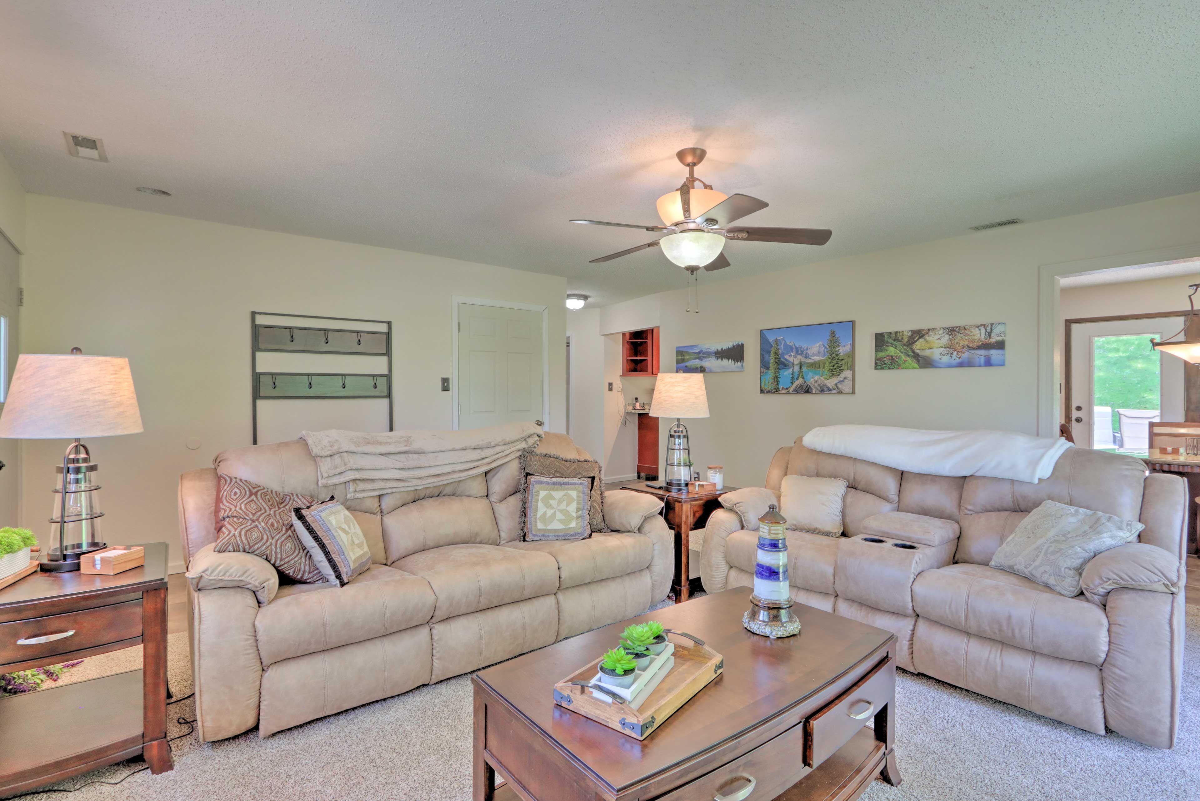 Living Room | High-Speed Internet