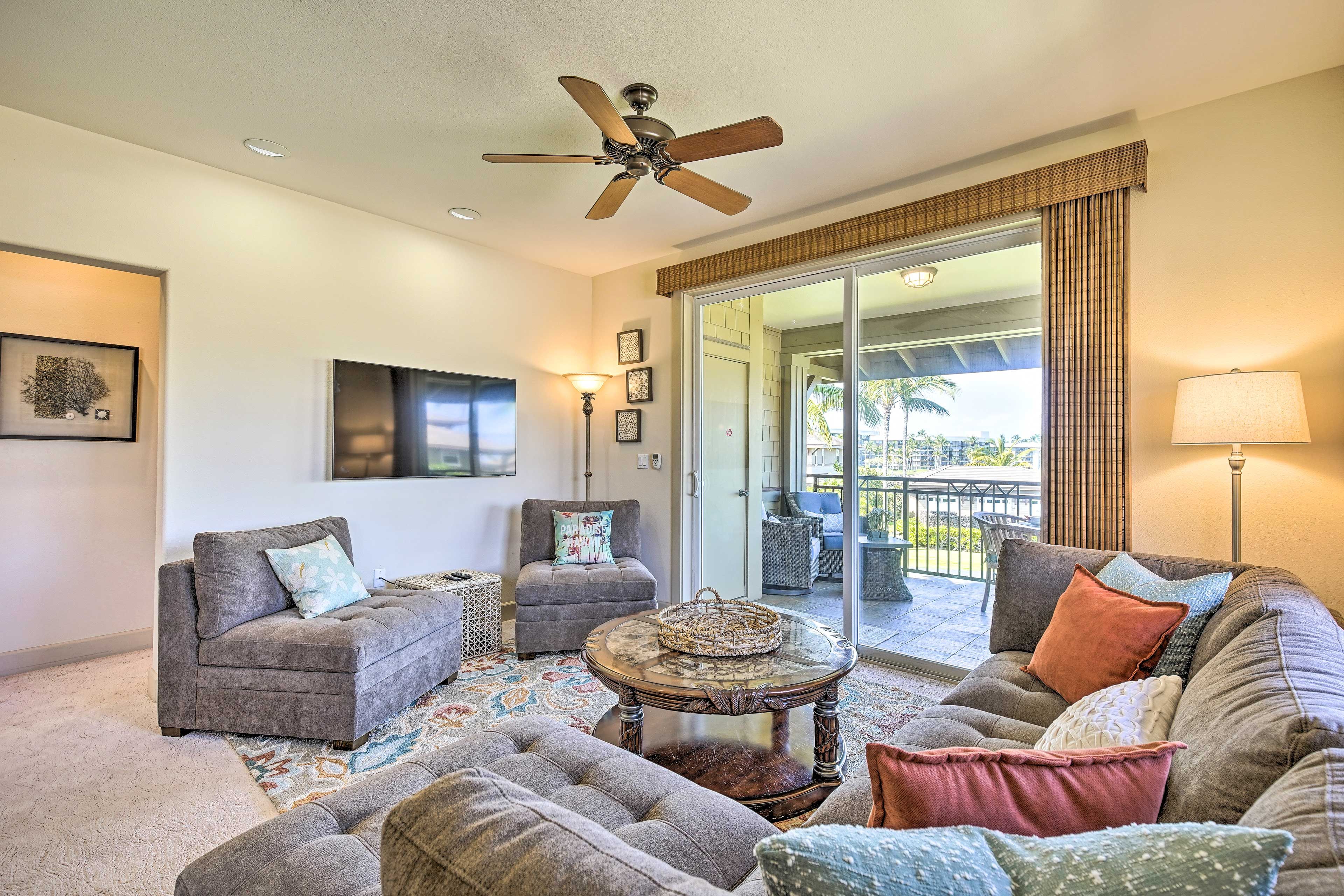 Living Room | Smart TV