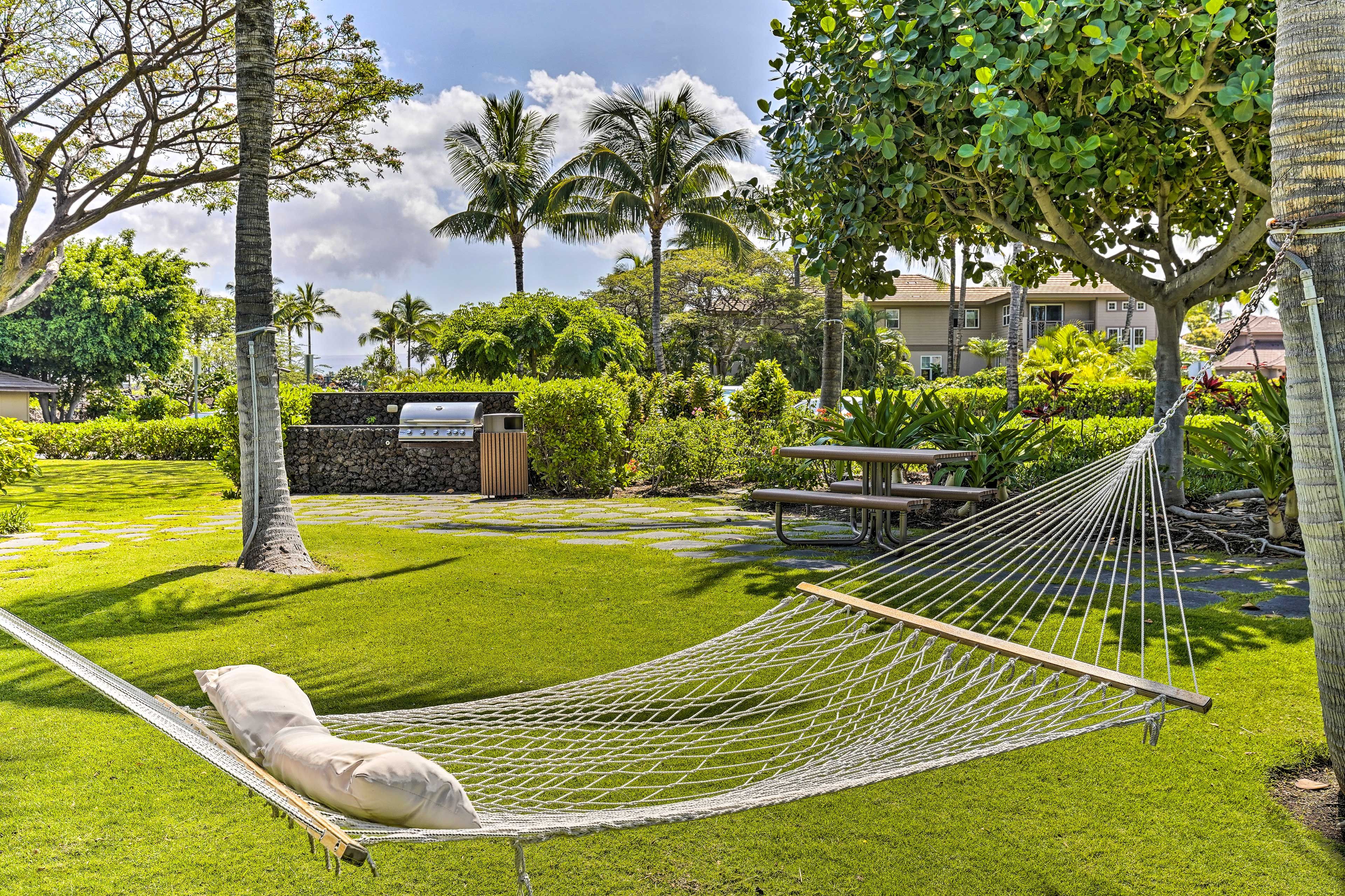 Community Area w/ Hammocks