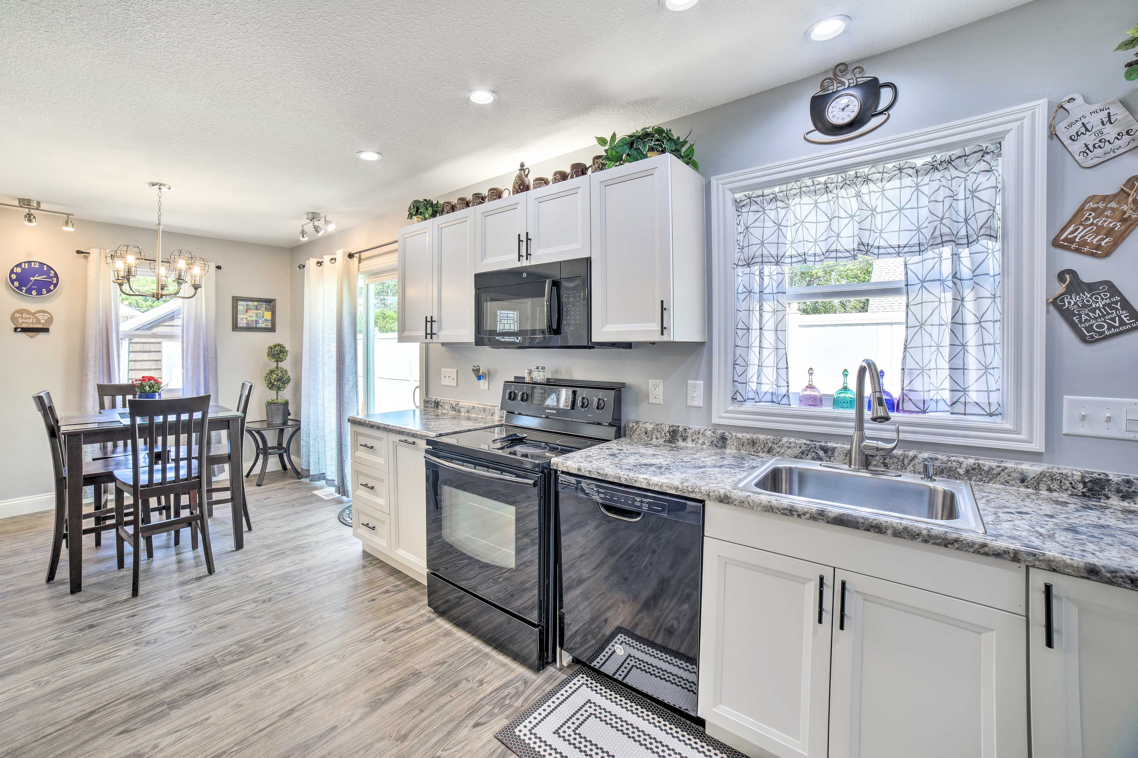 Kitchen | Coffee Maker | Toaster | Blender