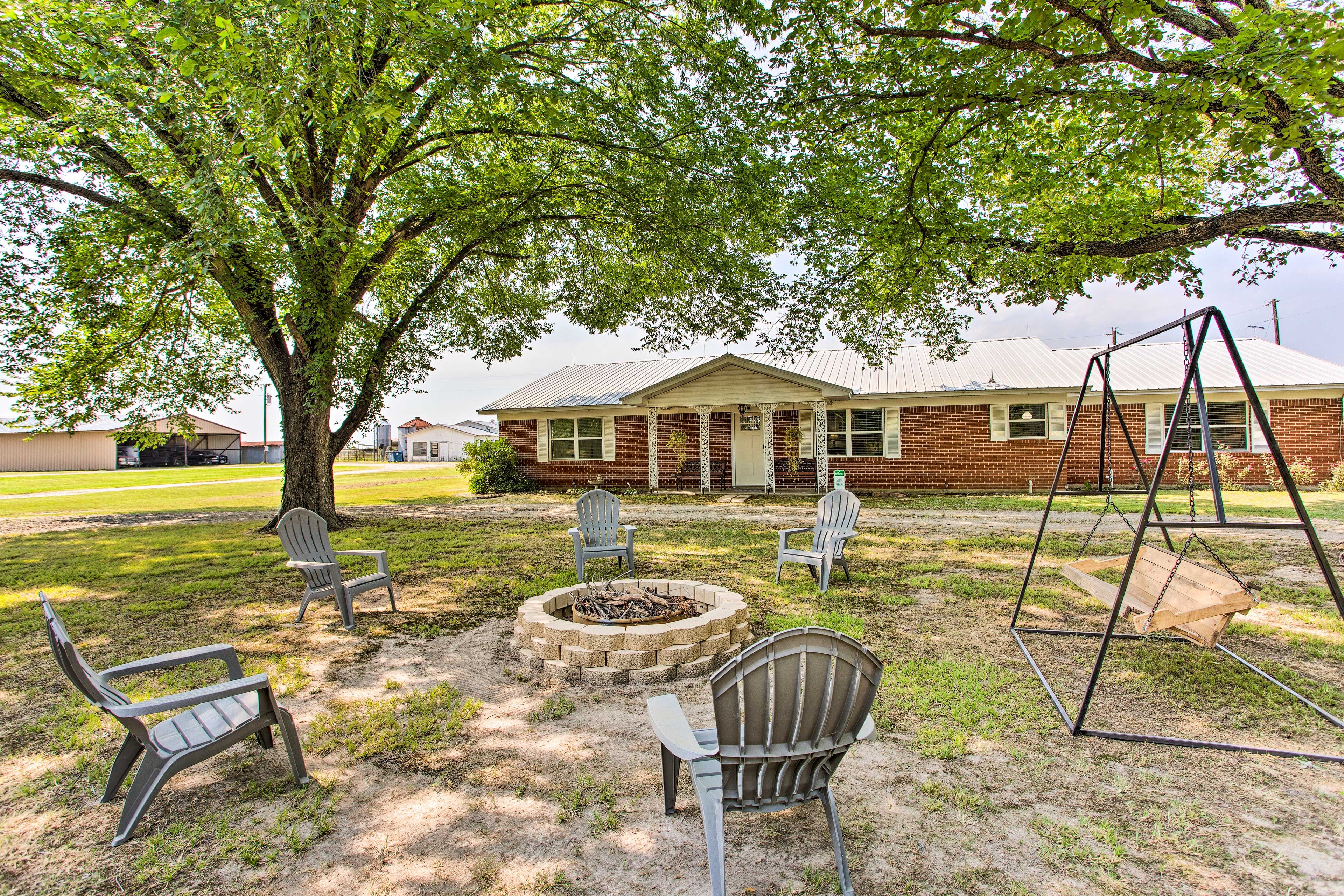 Private Yard | Charcoal Grill | Boating, Fishing & Swimming Areas Nearby