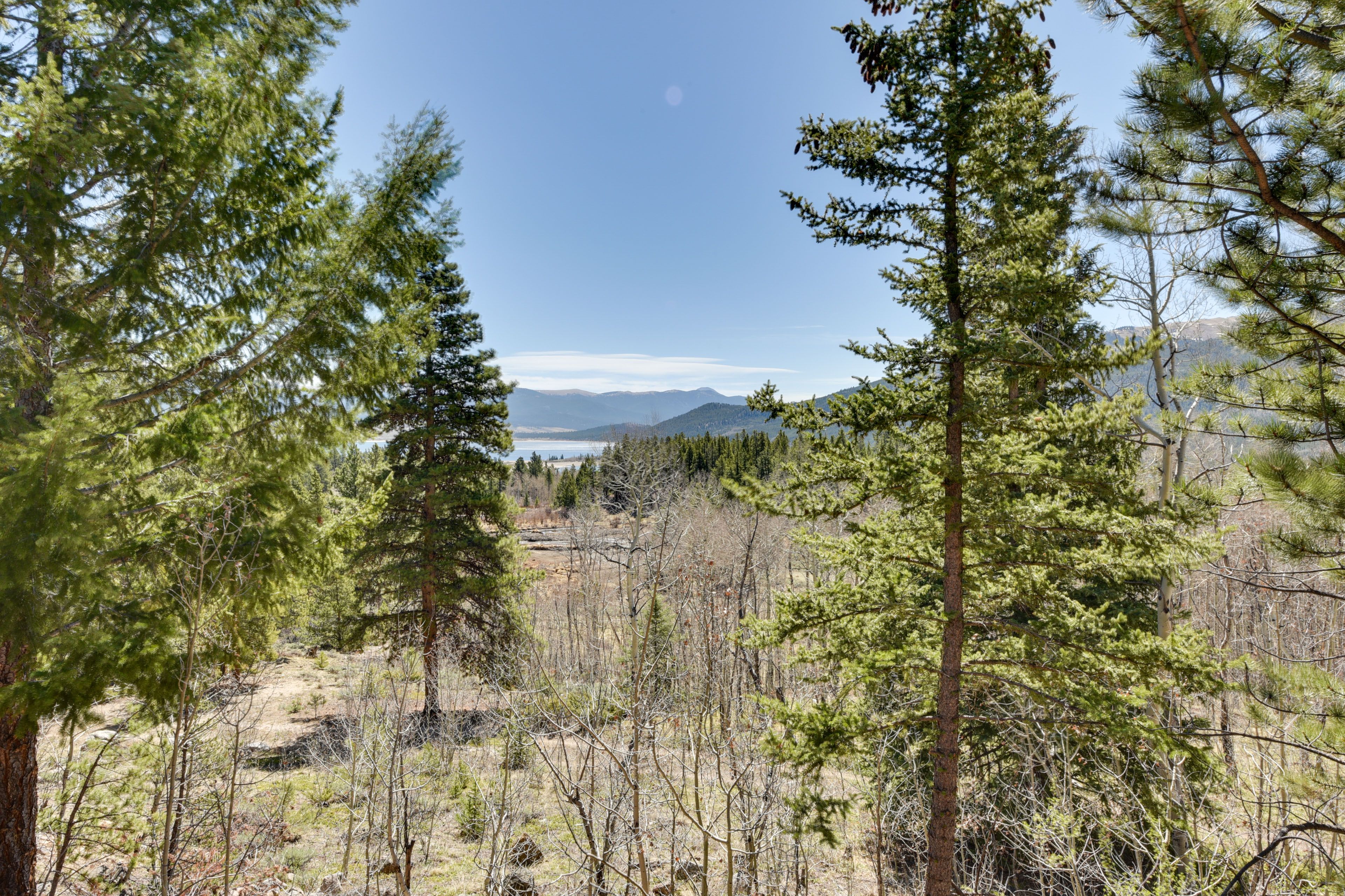 Mountain & Lake Views