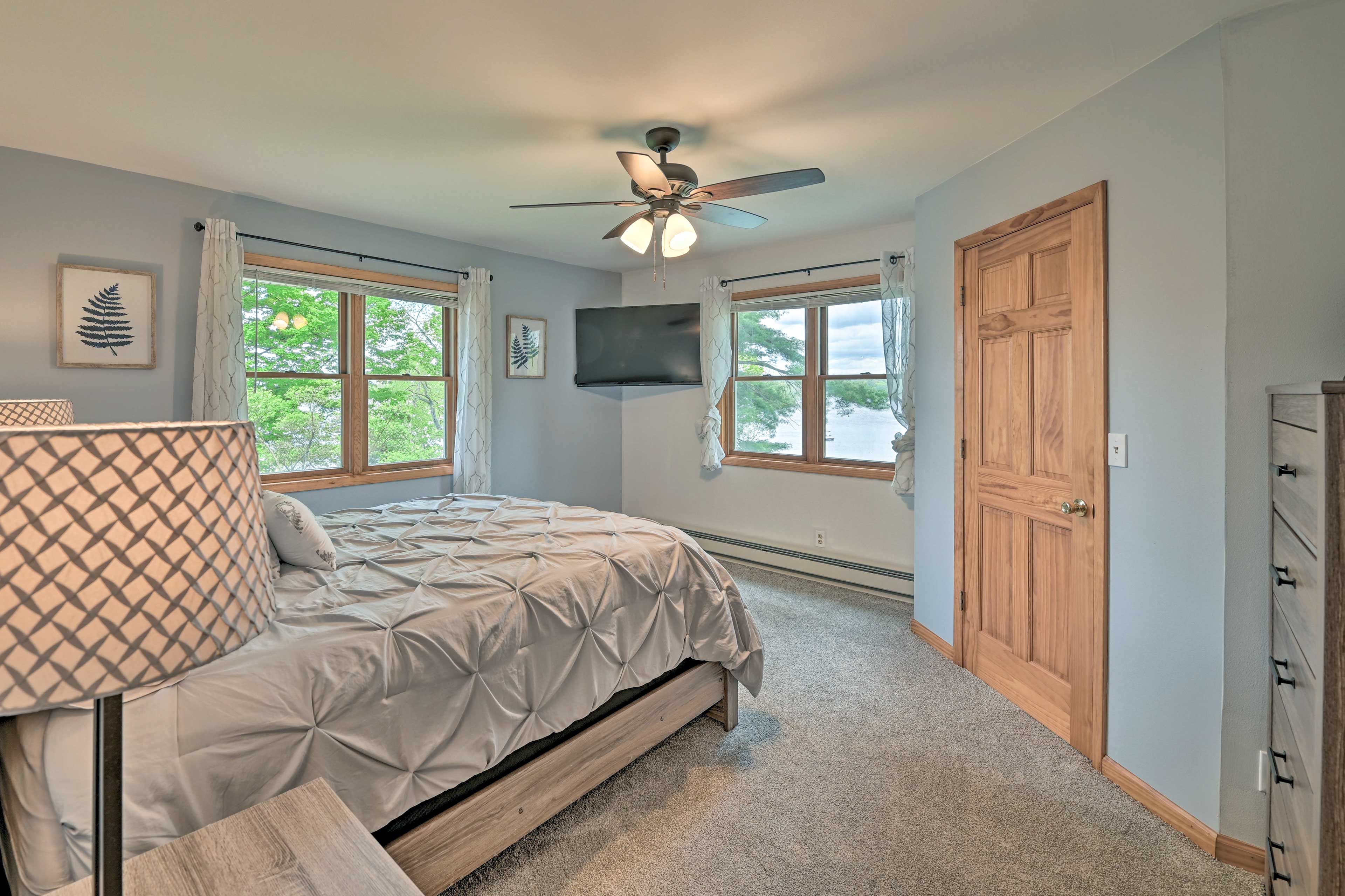Bedroom 2 | Queen Bed | 2nd Floor