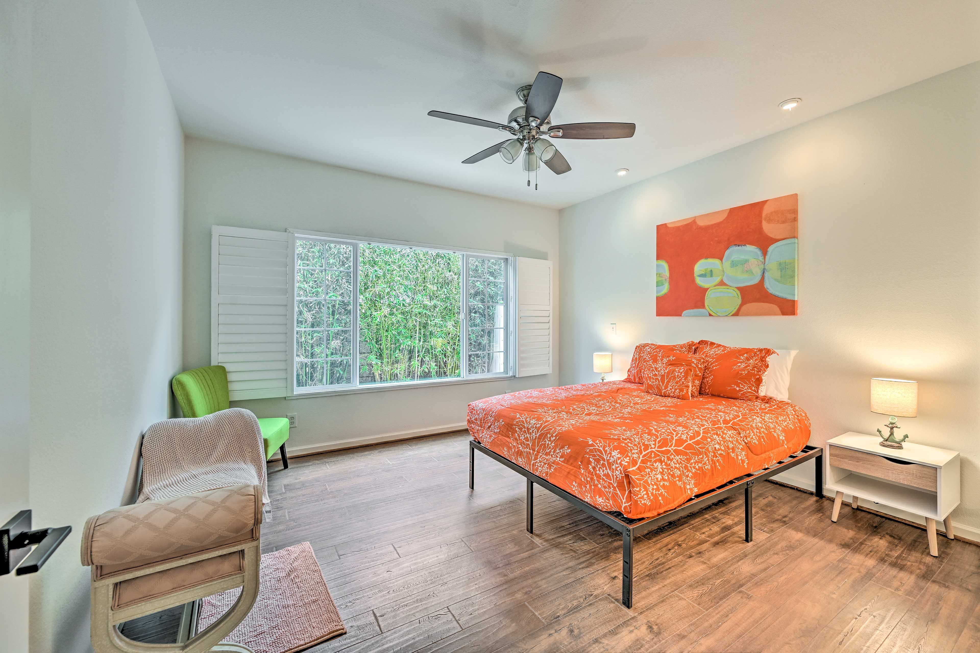 Bedroom 2 | Queen Bed