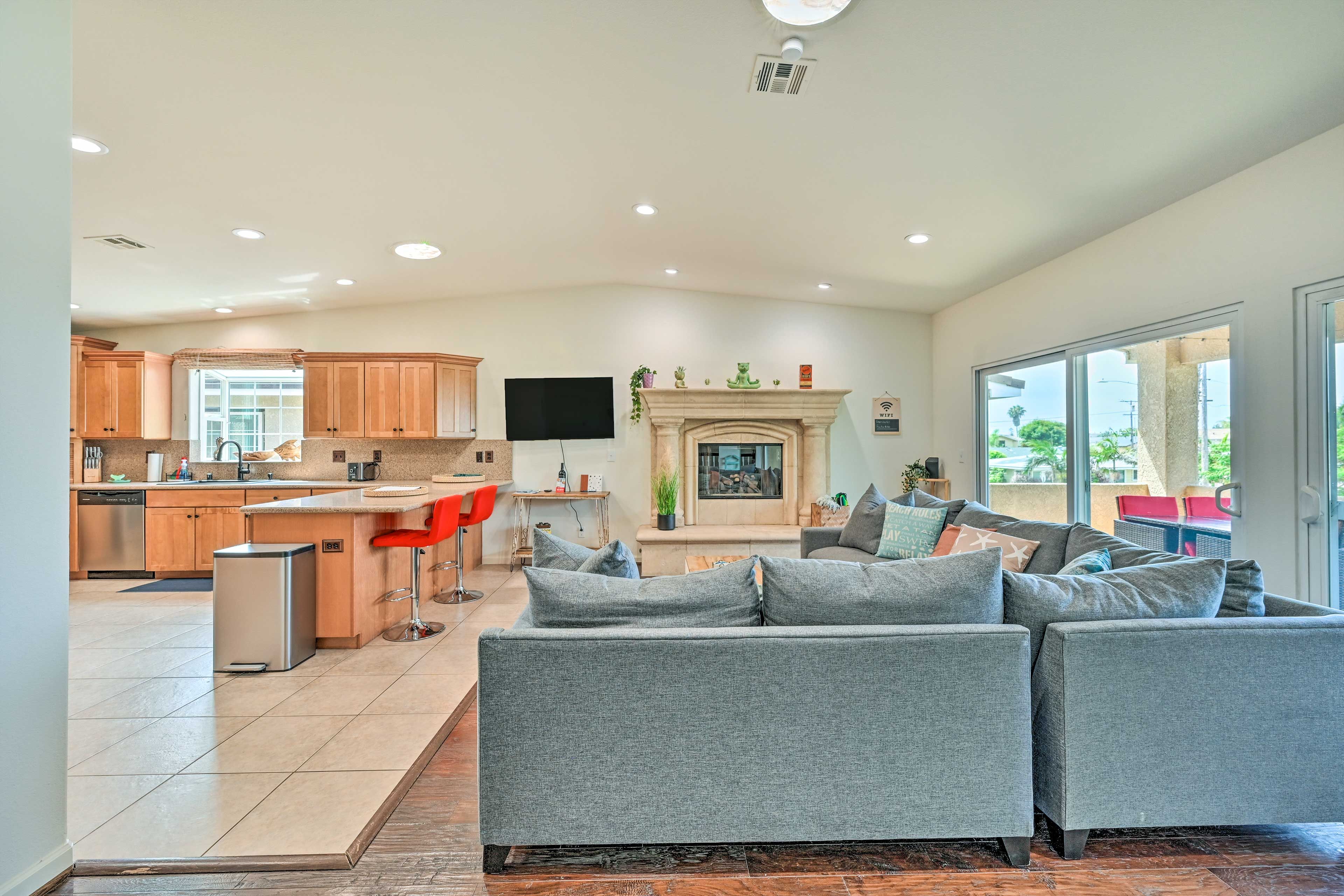 Living Room | Free WiFi