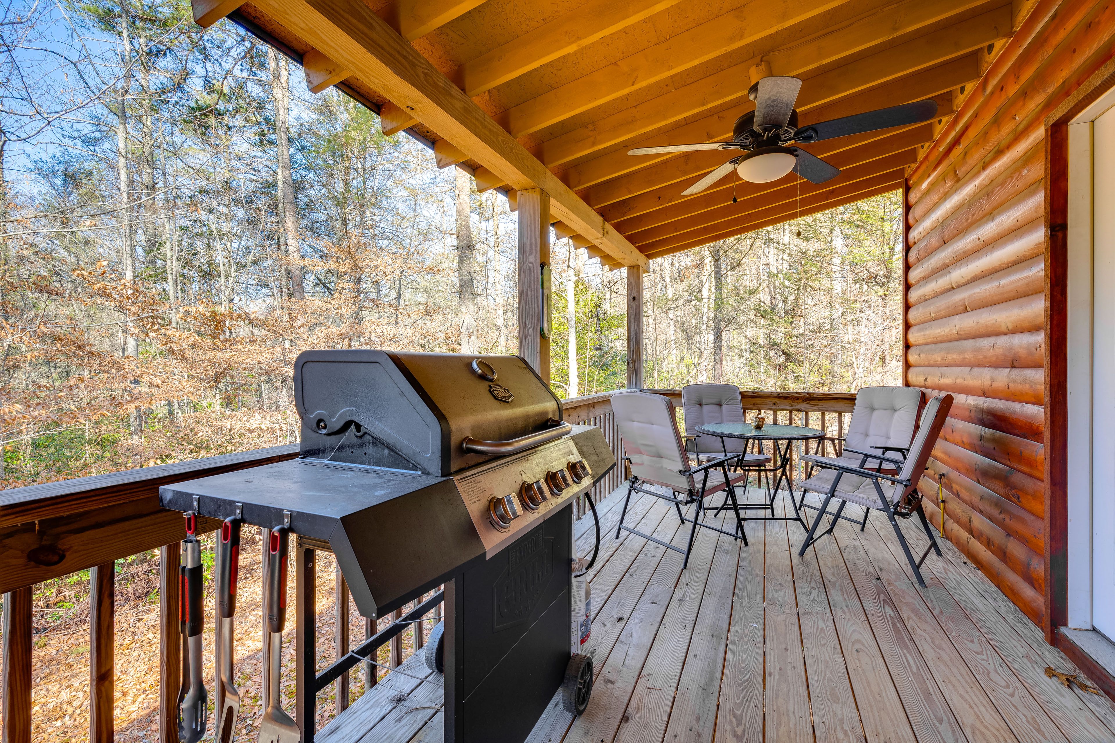Furnished Deck | Outdoor Dining | Gas Grill