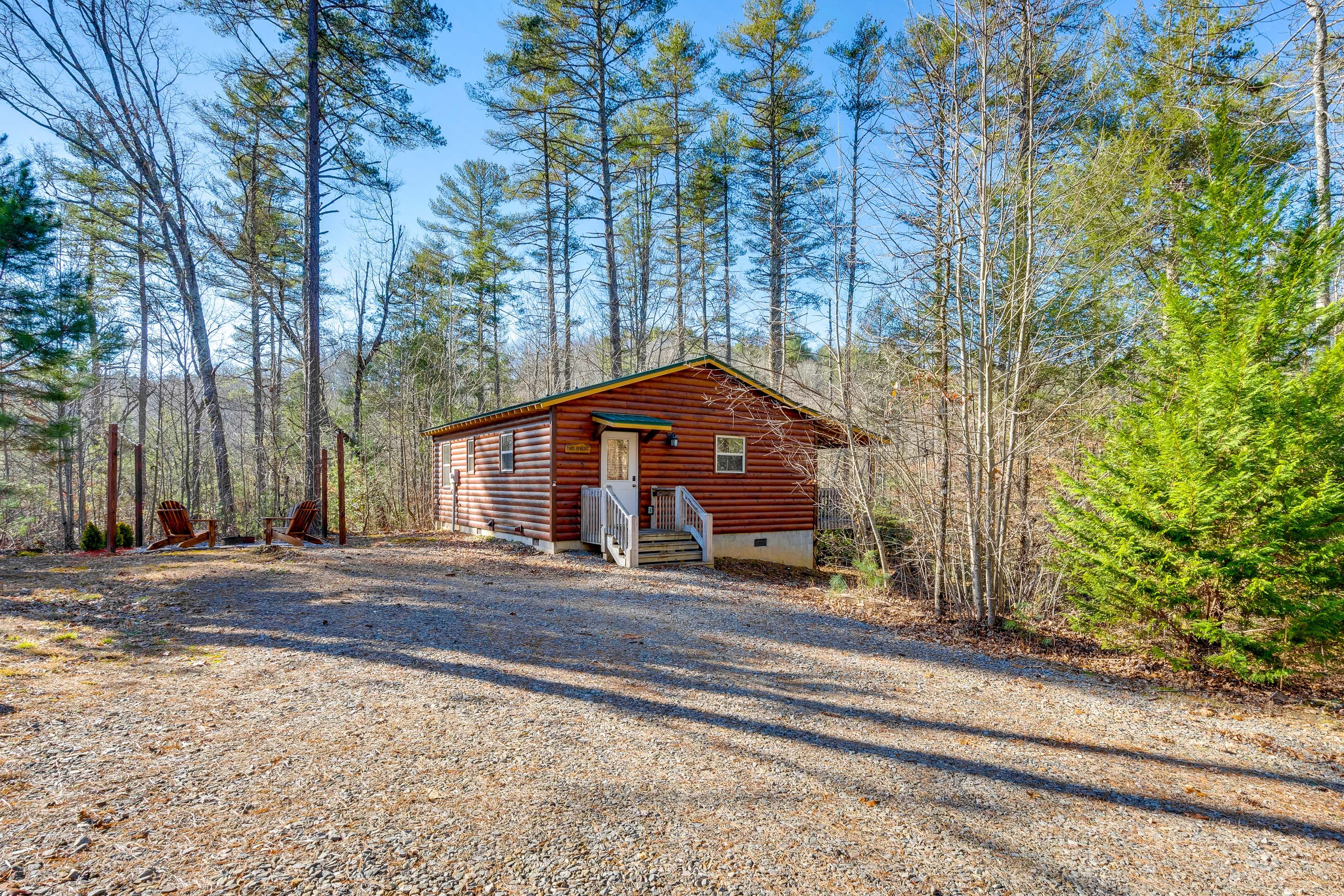 Parking | Driveway (3 Vehicles)
