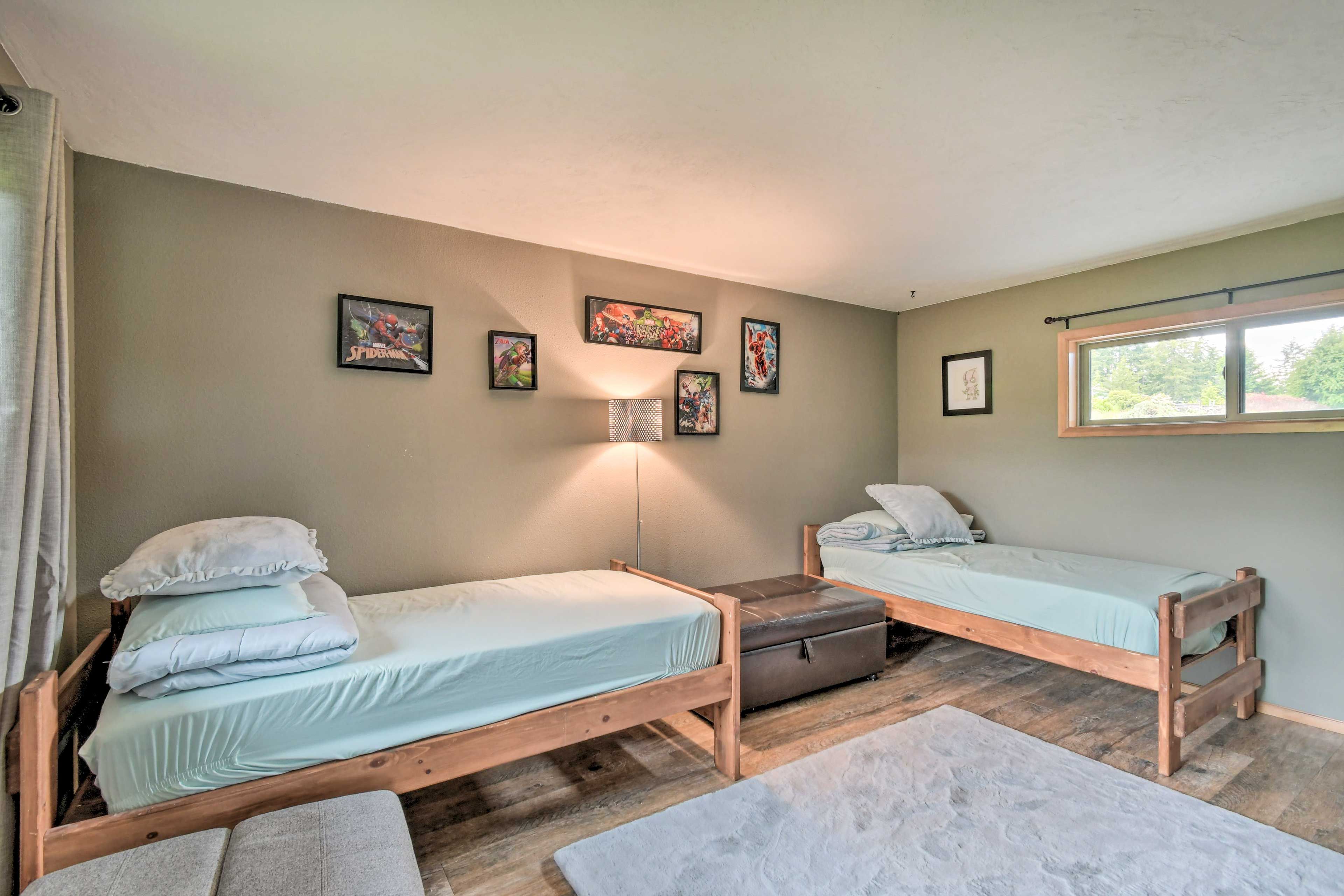 Bedroom 4 | 2 Twin Beds | 2 Full Futons