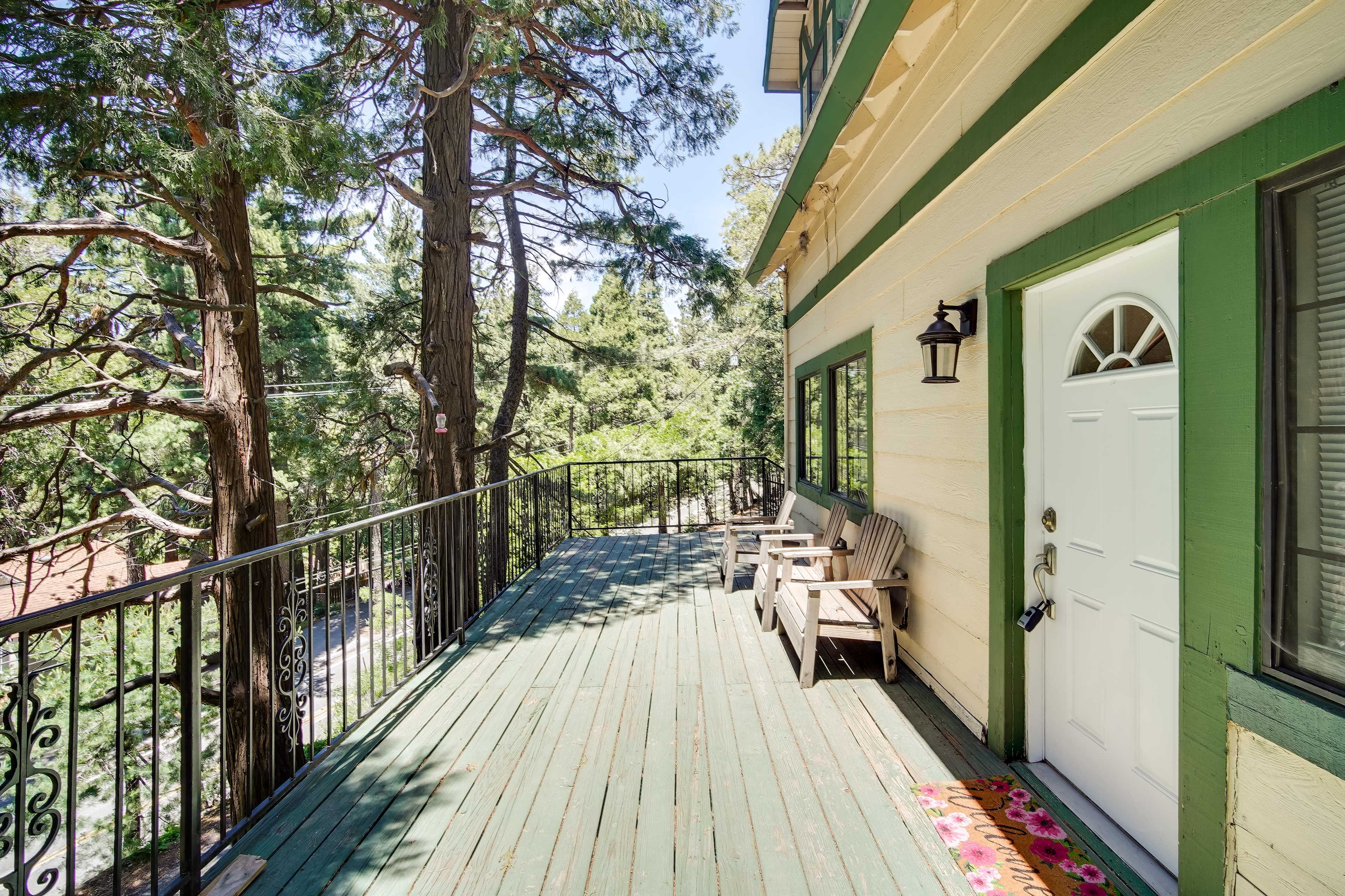 Front Entrance | Keyless Lock
