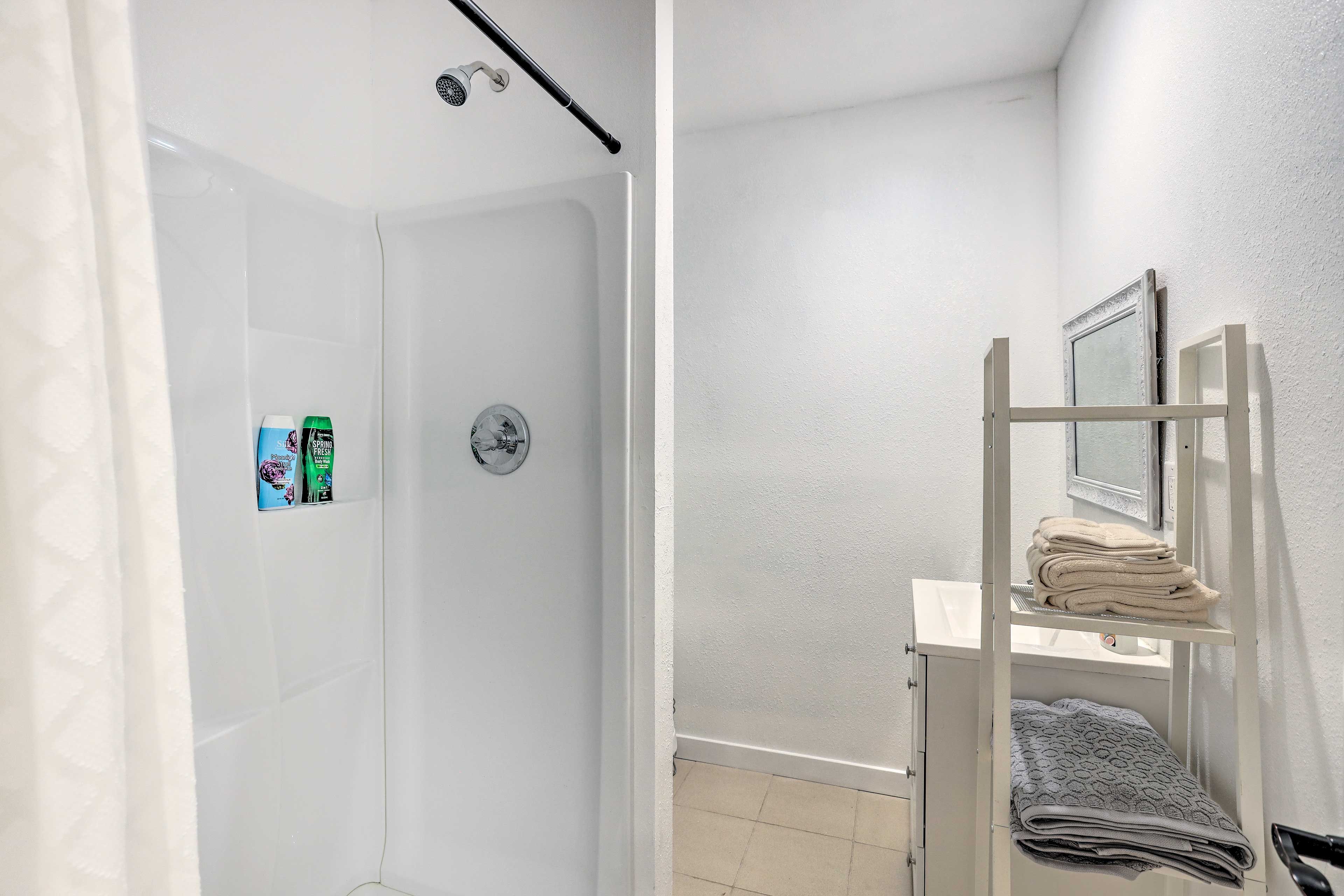 Full Bathroom