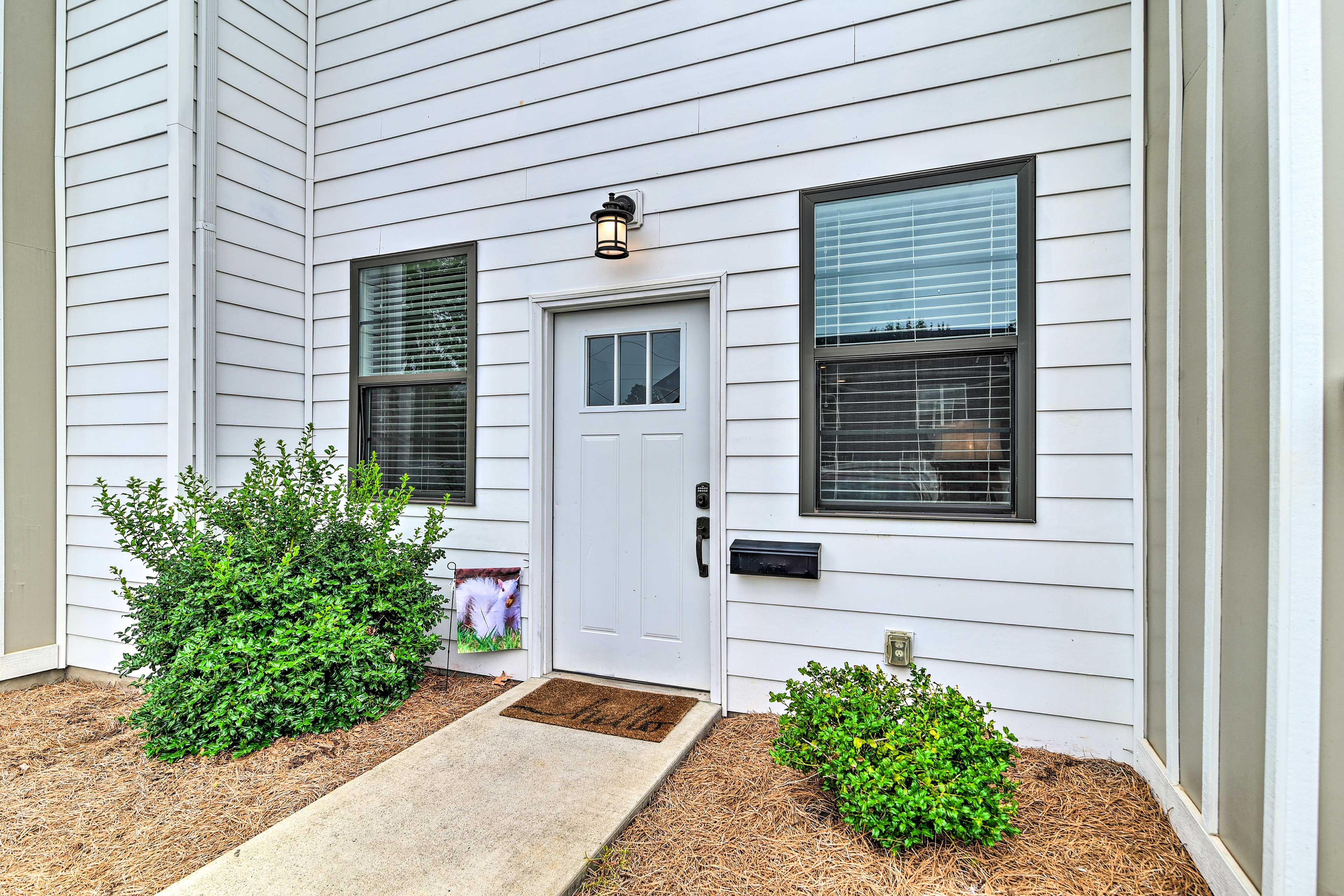 Entrance | Keyless Entry