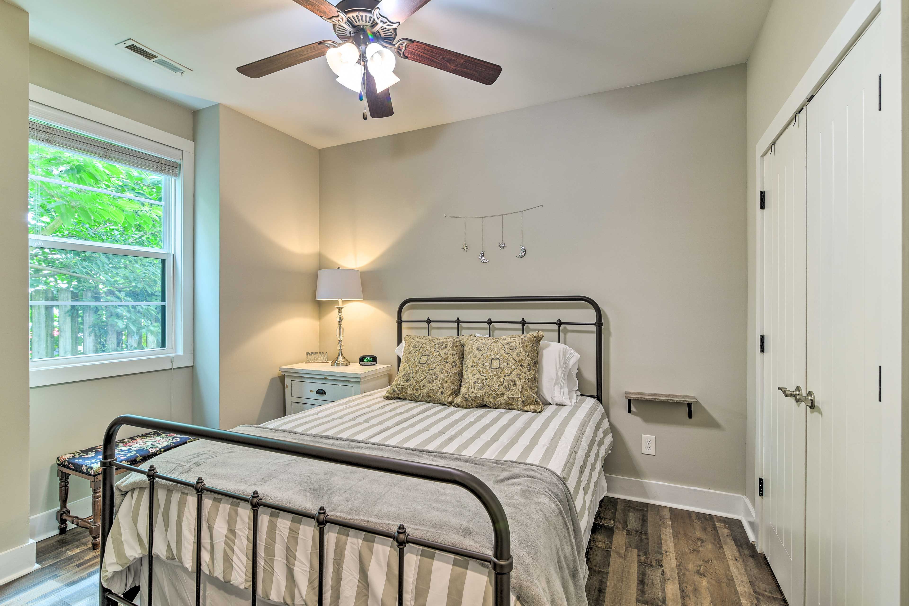 Bedroom 3 | Queen Bed | Linens Provided