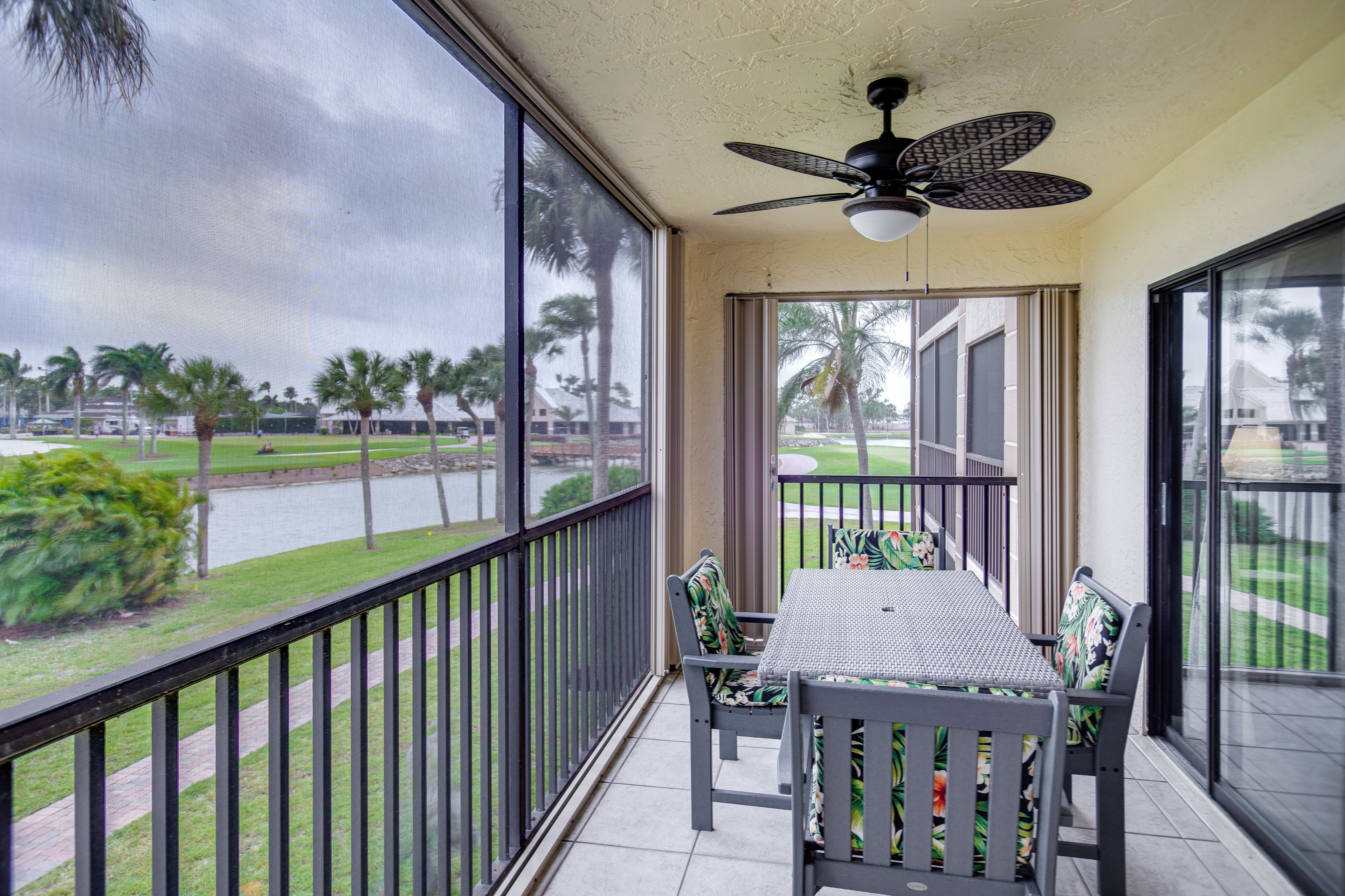 Private Balcony | Dining Area