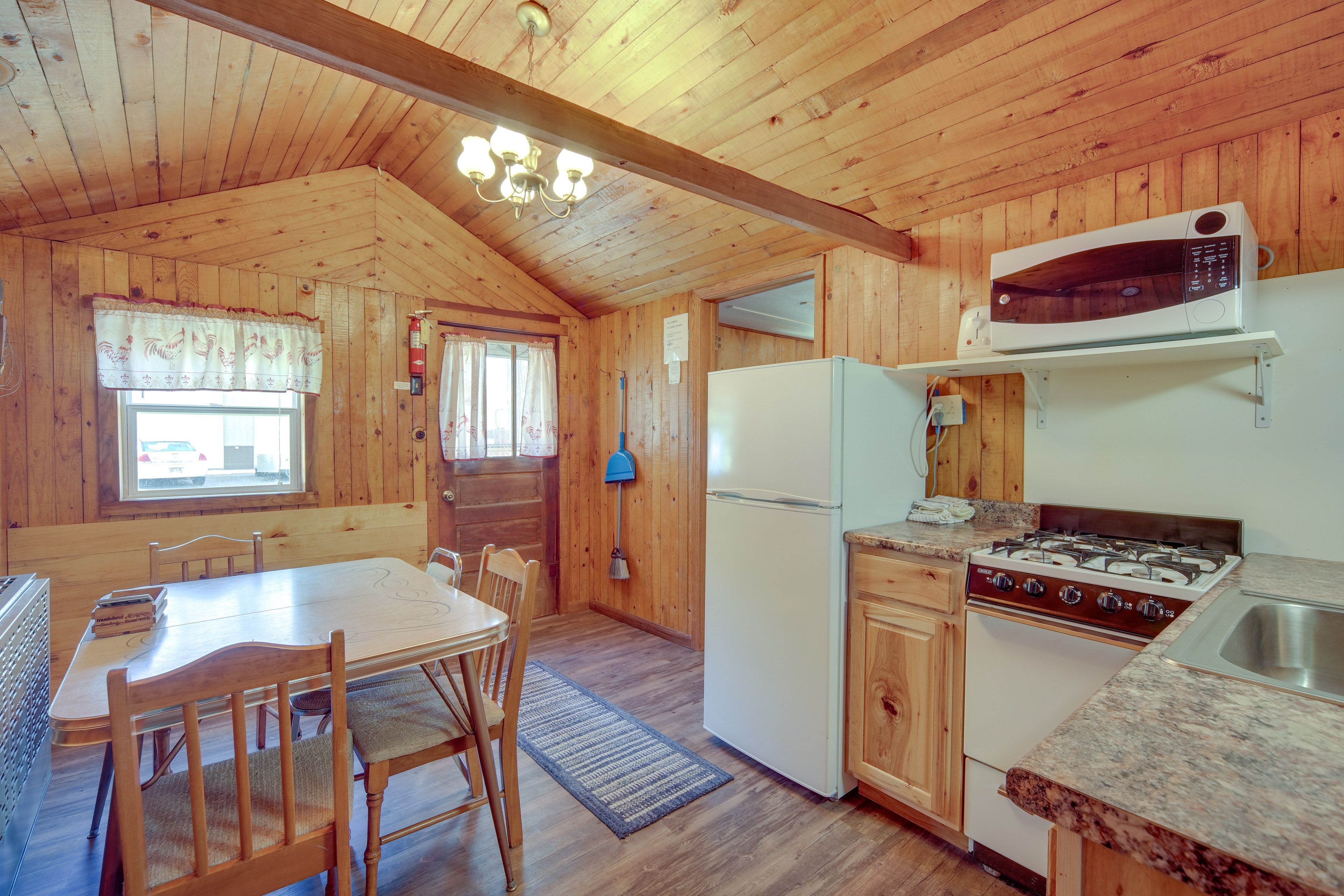 Kitchen | Cooking Basics | Toaster | Trash Bags | Paper Towels