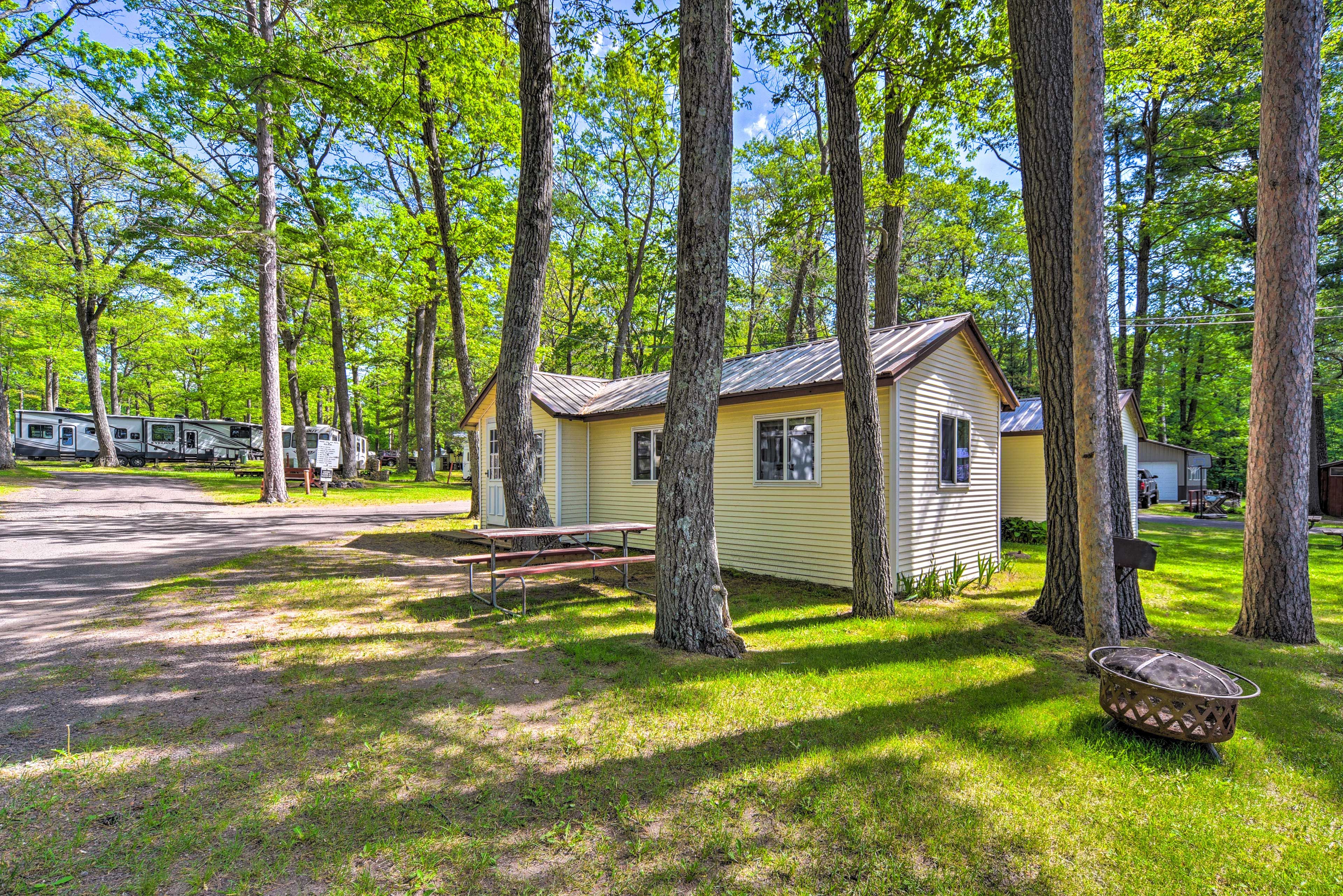 Cabin Exterior | Charcoal Grill (Charcoal Not Provided)