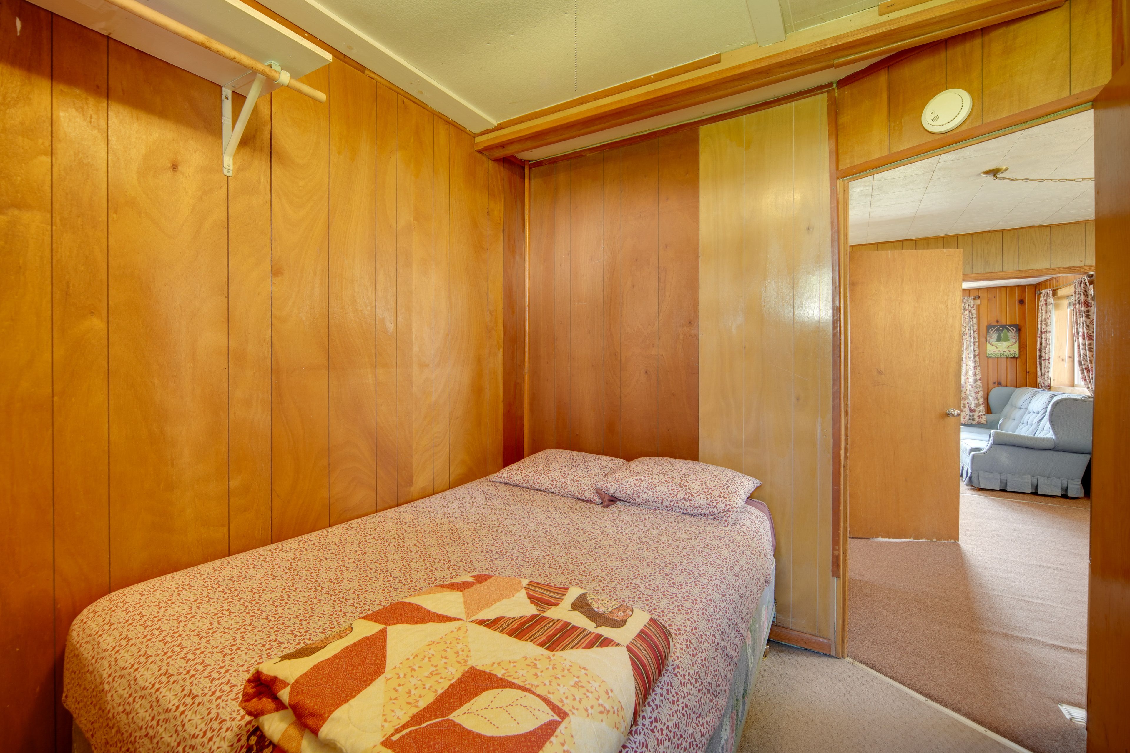 Bedroom 1 | Full Bed | Linens Provided | Main Floor