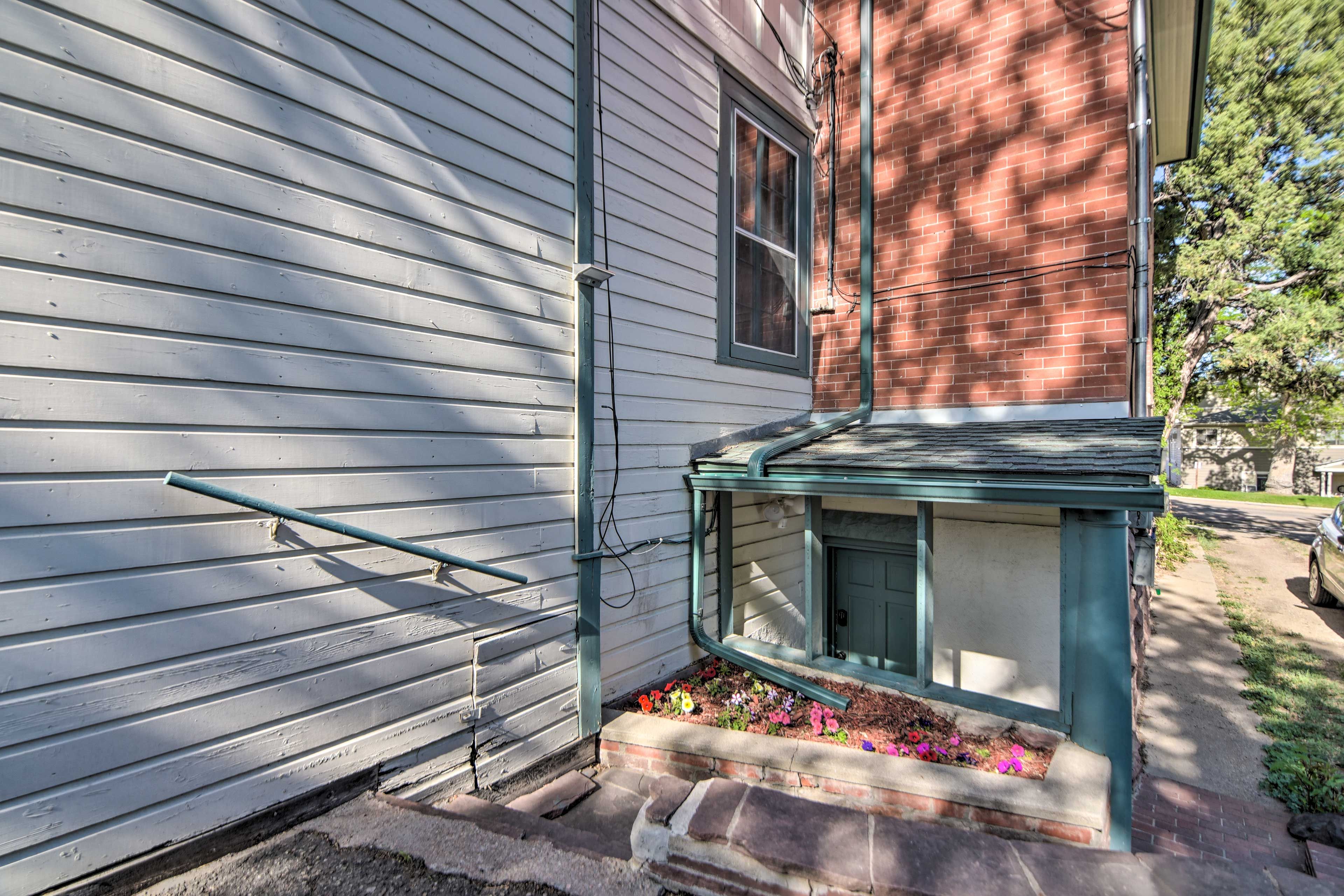 Private Entrance