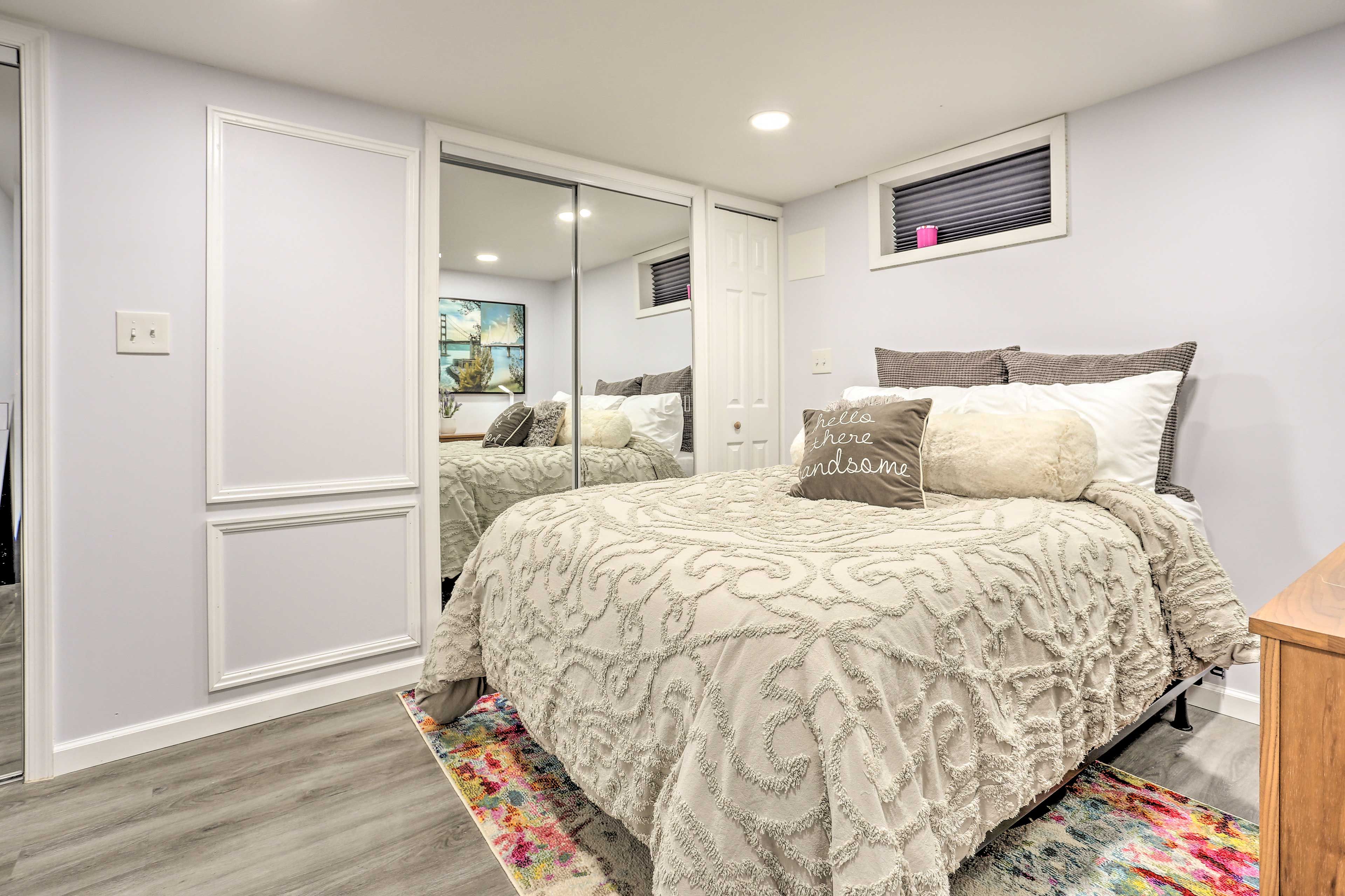 Sleeping Area | Full Bed | Linens Provided