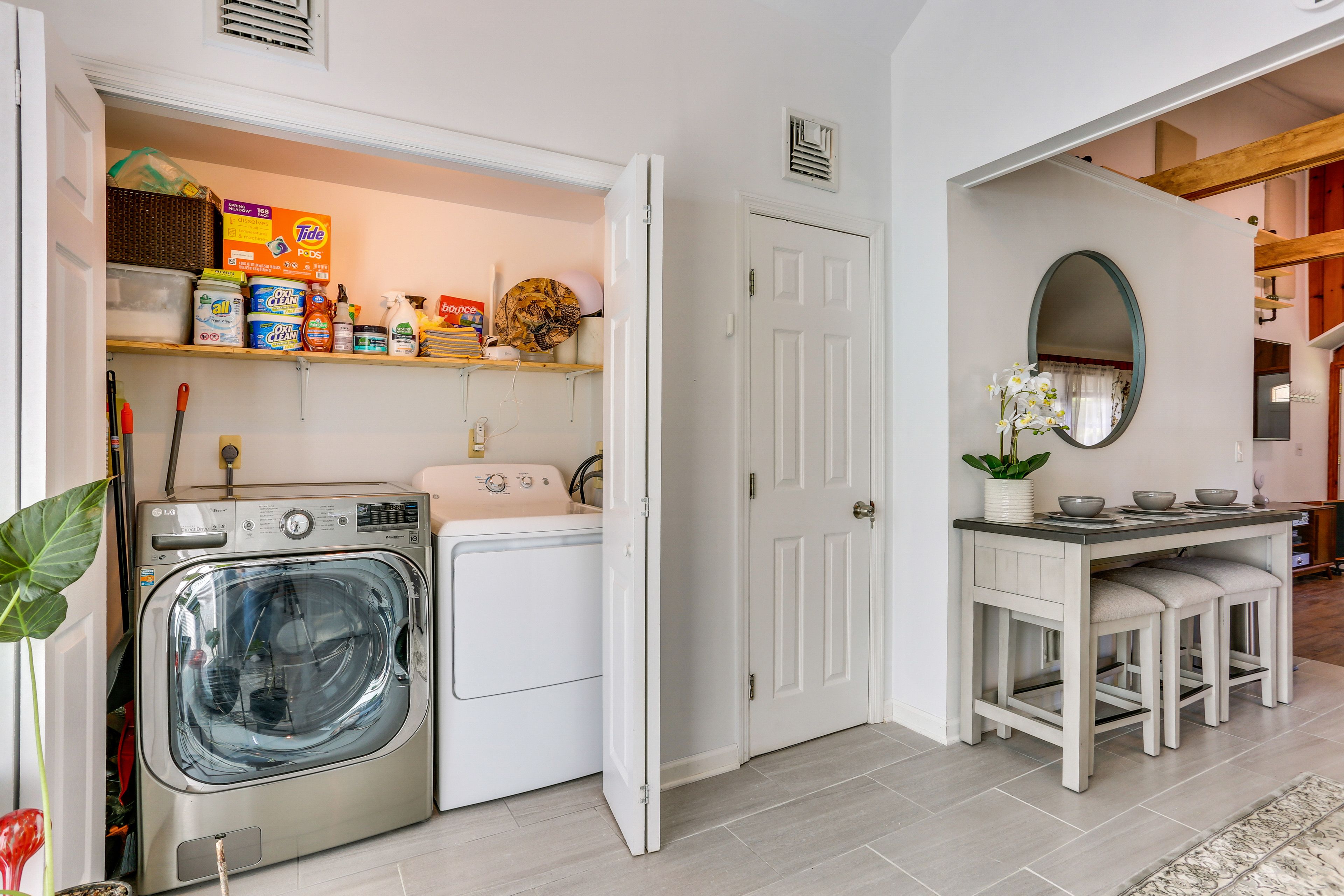 Washer & Dryer | Detergent Provided