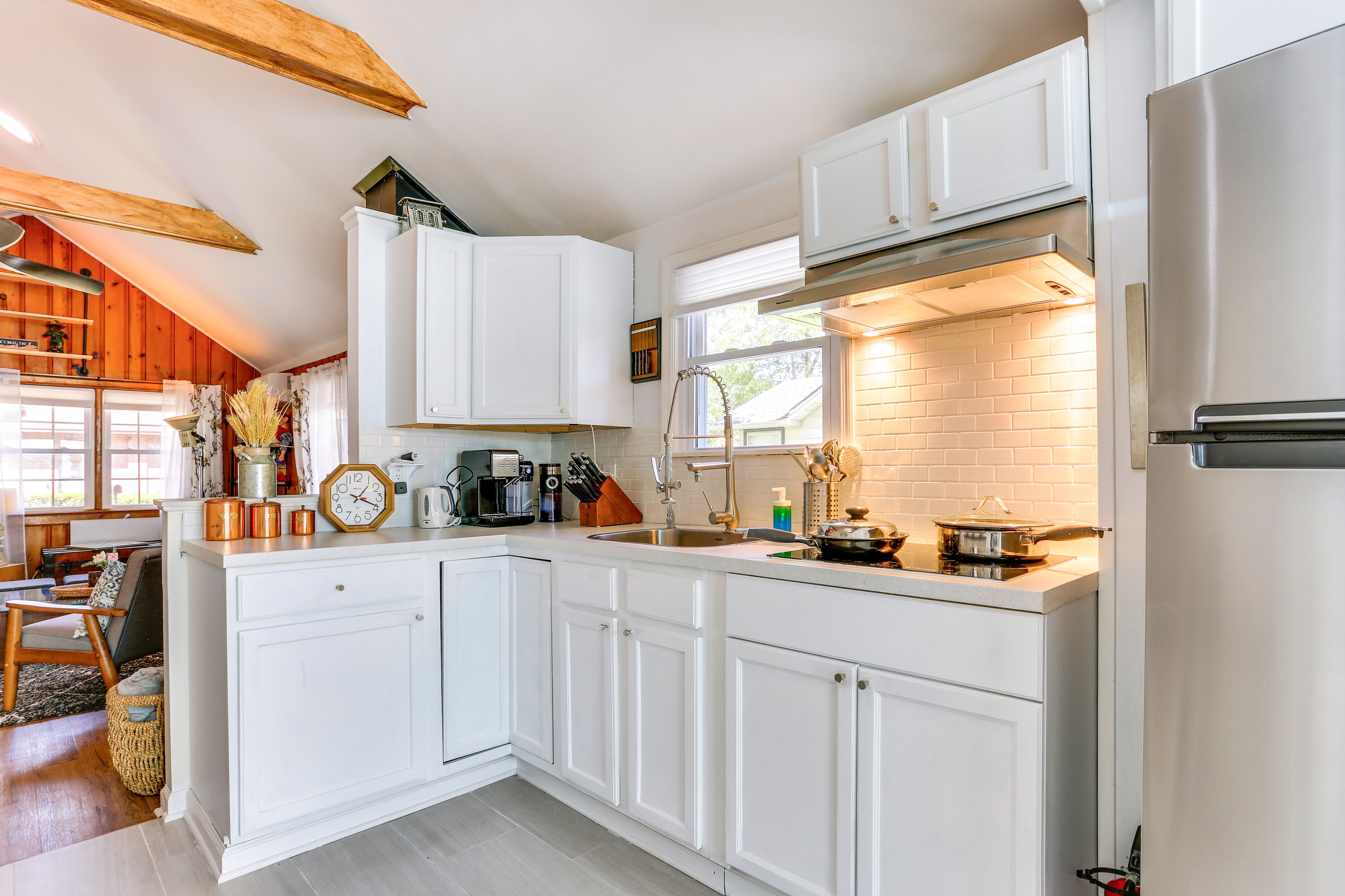 Kitchen | Cooking Basics | Coffee Maker | Trash Bags & Paper Towels