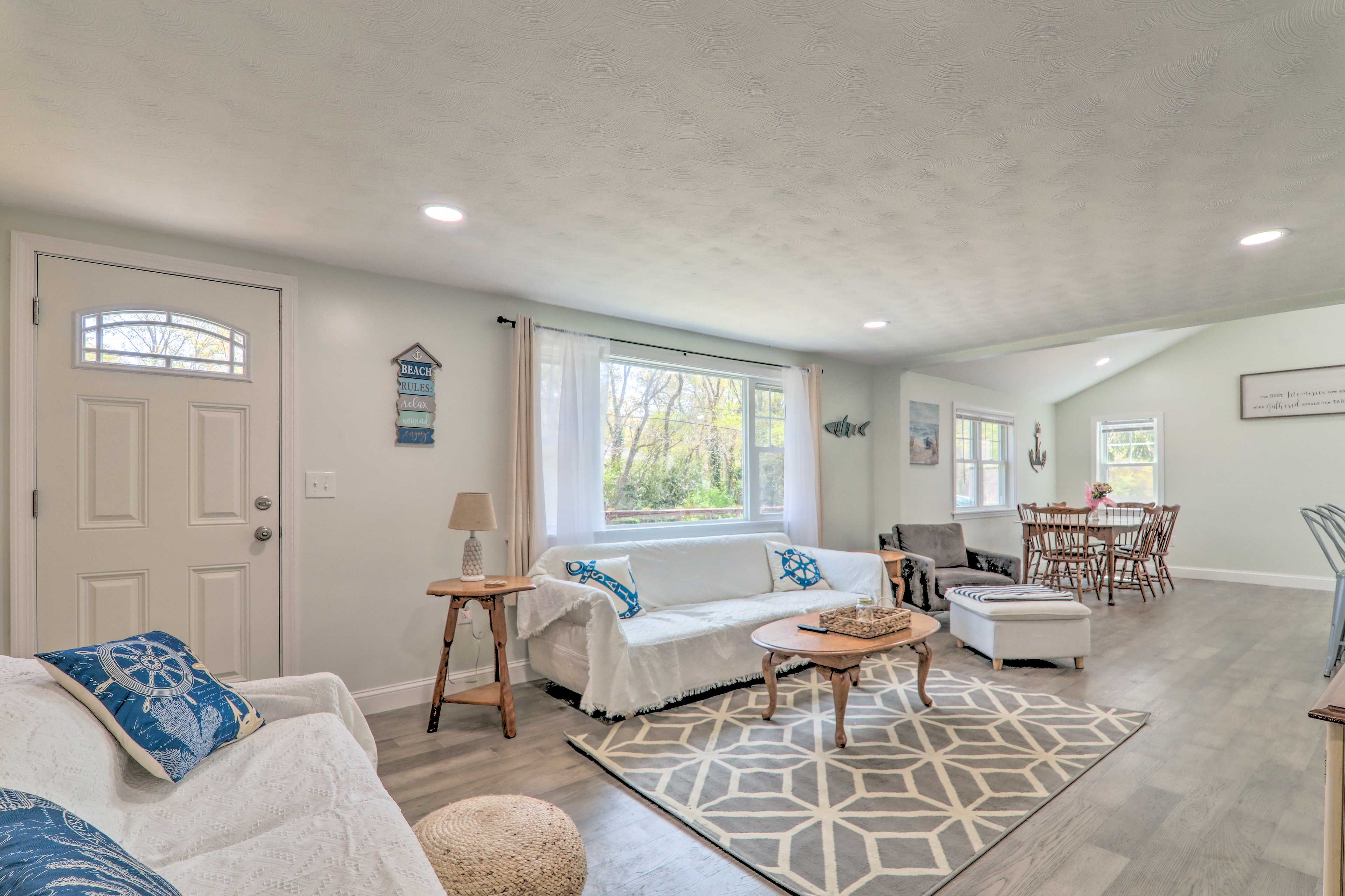 Living Room | Newly Renovated Interior