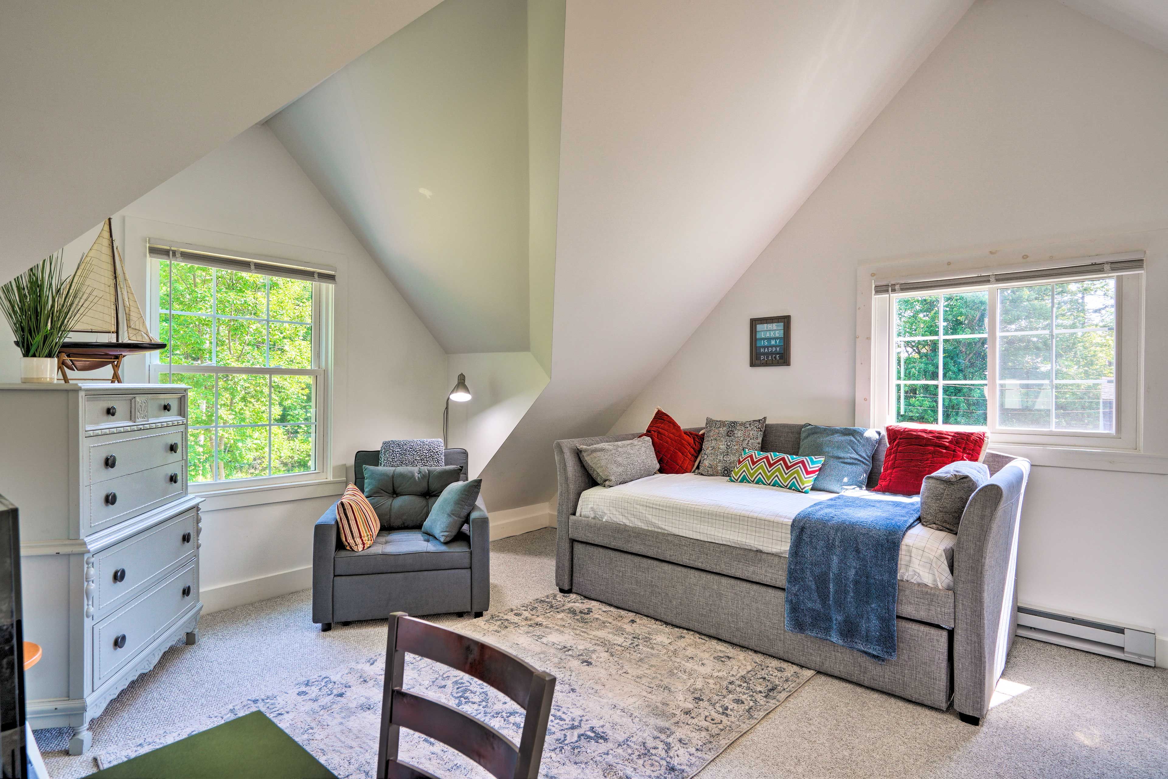 Loft | Twin Daybed w/ Twin Trundle | 2nd Floor