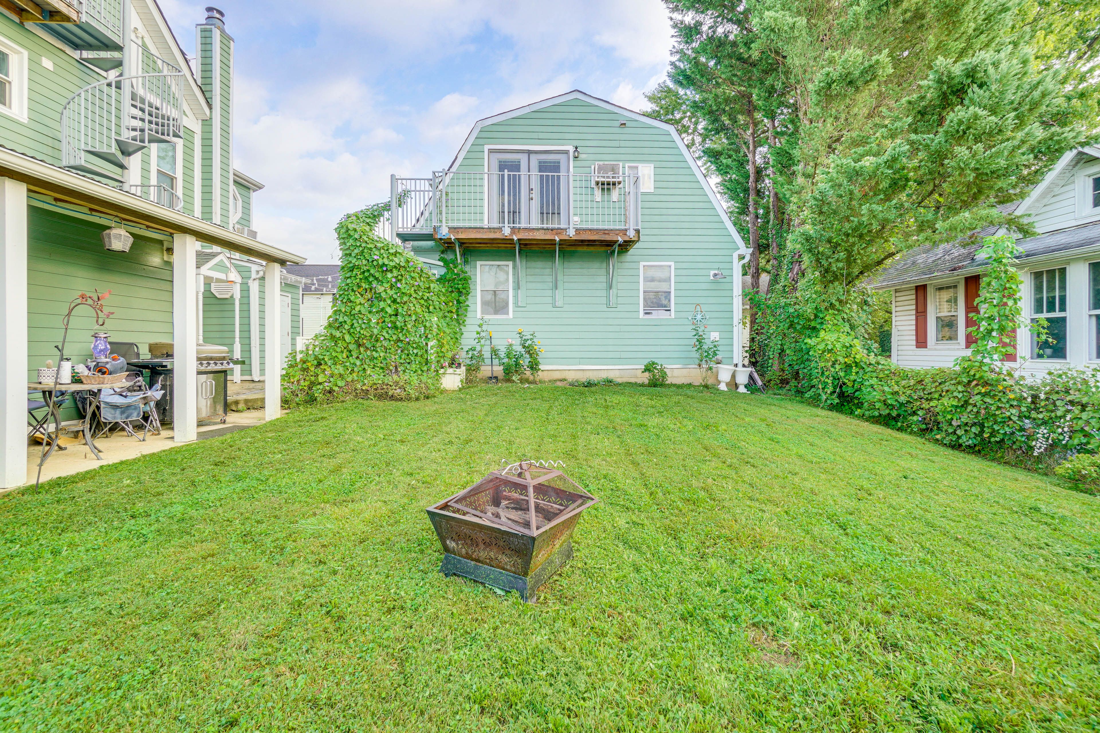 Shared Backyard