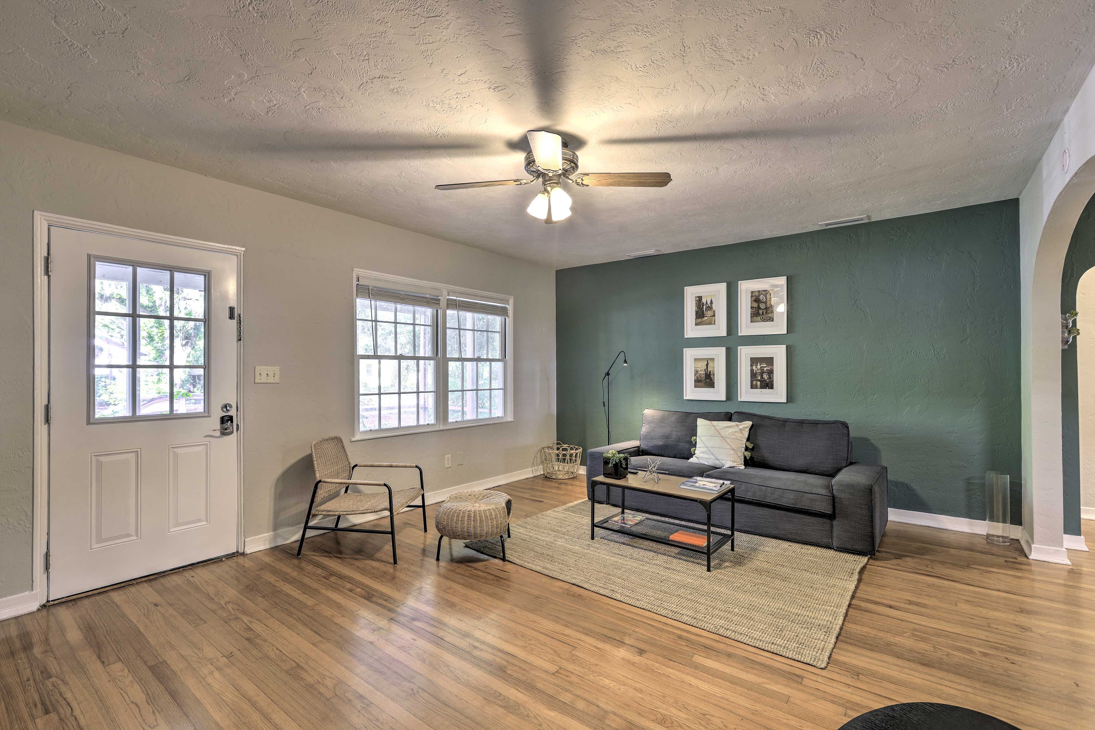Living Room | Central Heating & A/C